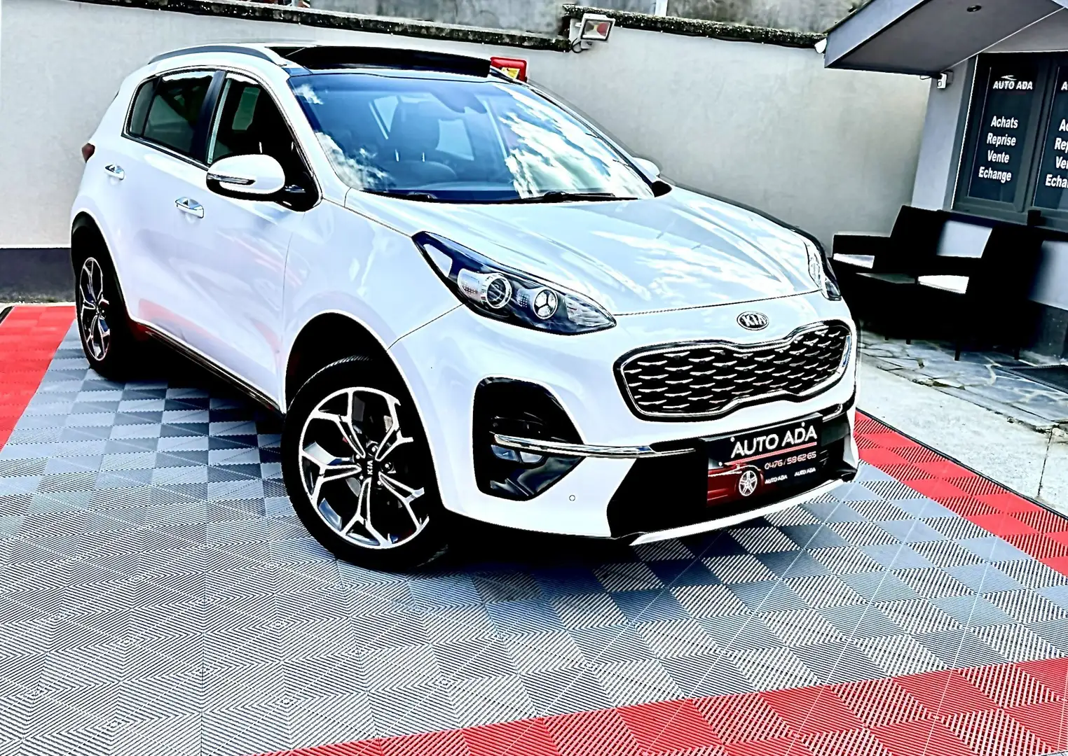 Kia Sportage 1.6 CRDi GT Line--TOIT PANO--GARANTIE 12 MOIS-- Bílá - 1