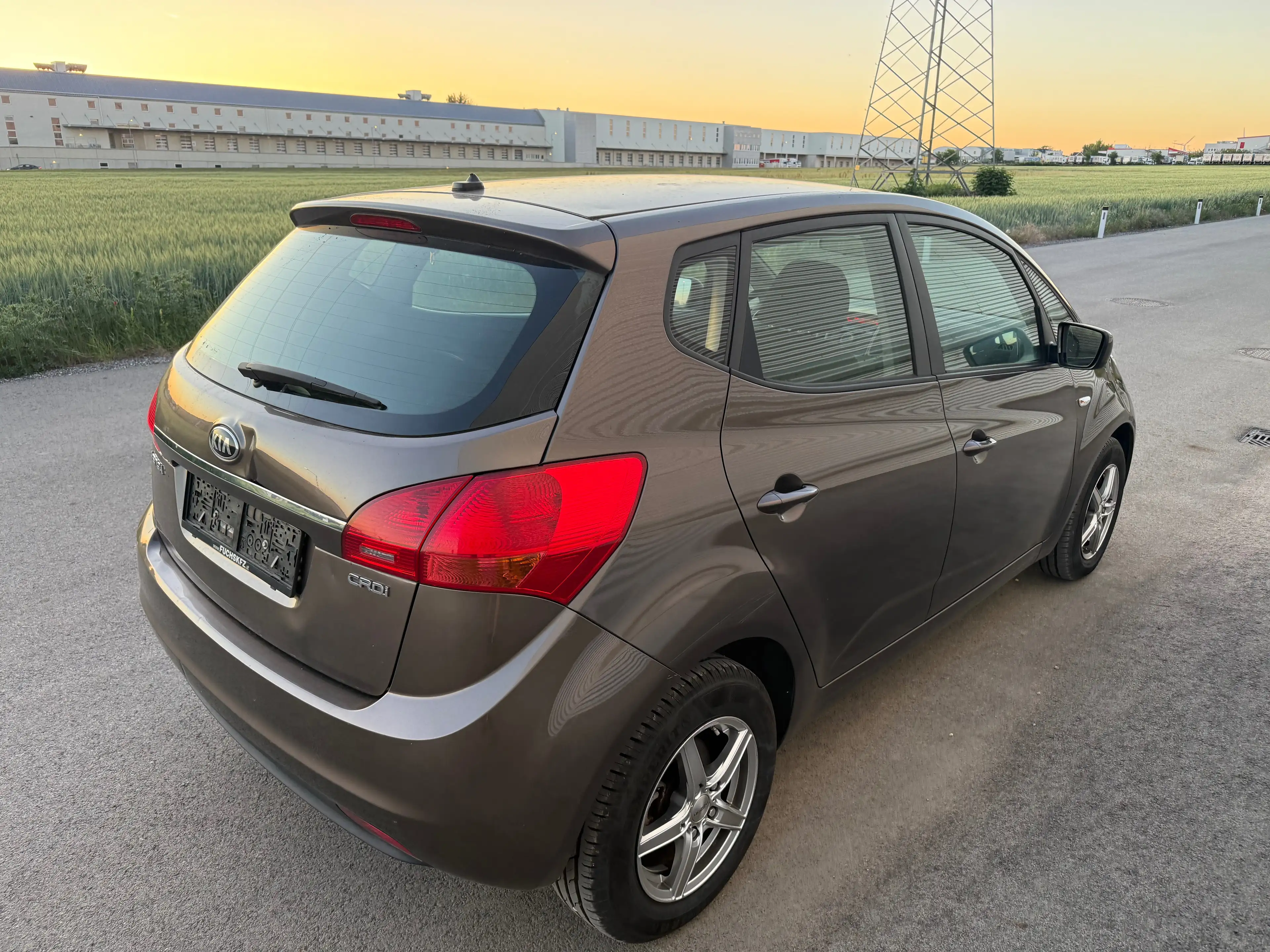 Kia Venga 1,4 CRDi 20 Jahre Edition Titan ID:18 — photo 7
