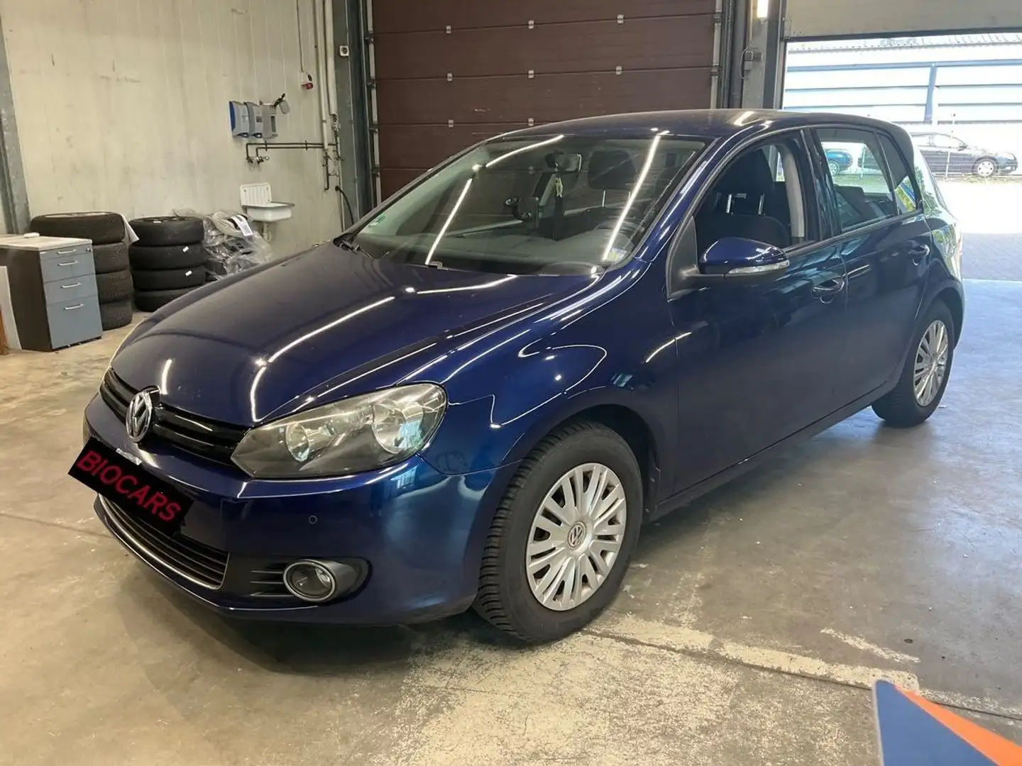 Volkswagen Golf 1.2 TSI Trendline Blauw - 1