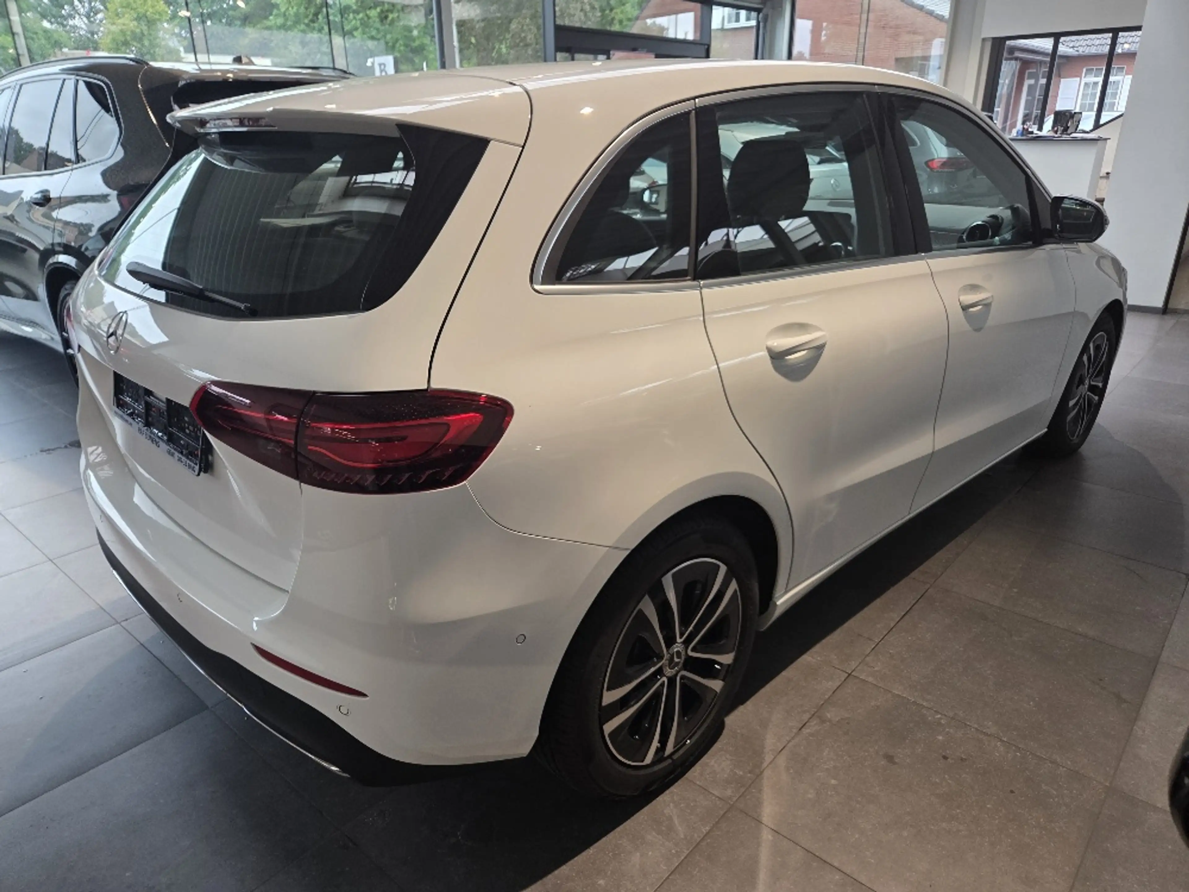 Mercedes-Benz B 200 B 200 Urban-/Progressive-pakket — photo 4