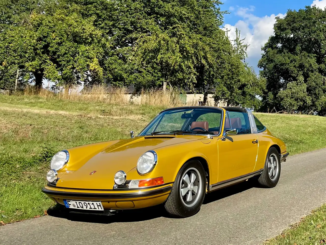 Porsche 911 T 2,4 Targa Ölklappe *RESTAURIERT*, foto 2