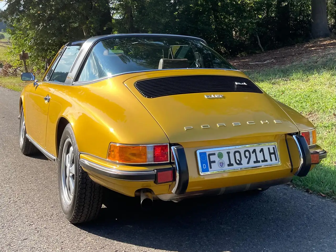Porsche 911 T 2,4 Targa Ölklappe *RESTAURIERT*, foto 5