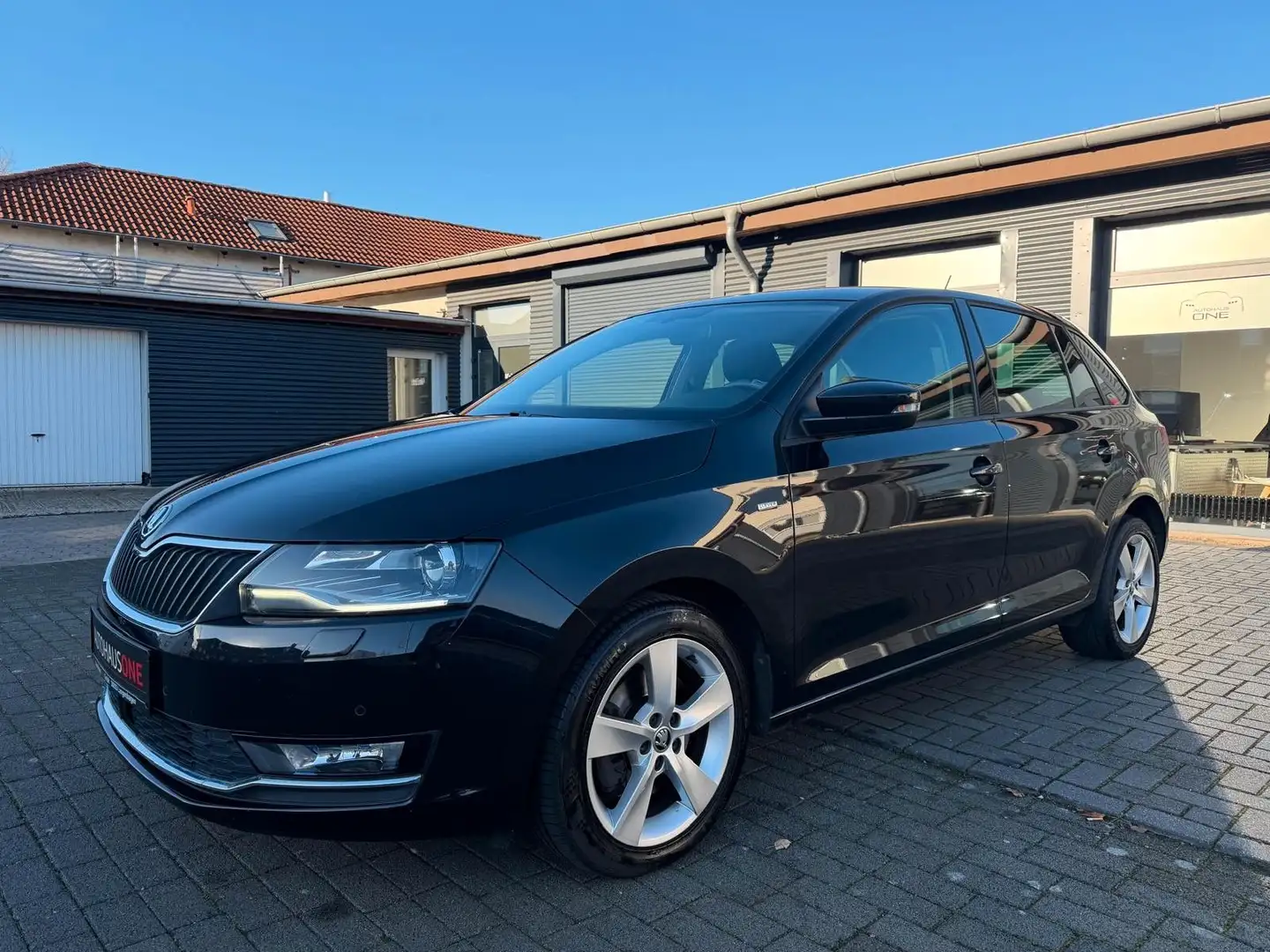 Skoda Rapid/Spaceback Spaceback Clever AHK/SHZ/NAVI/2HAND Noir - 2