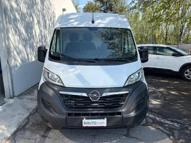 Fiat Ducato view 3