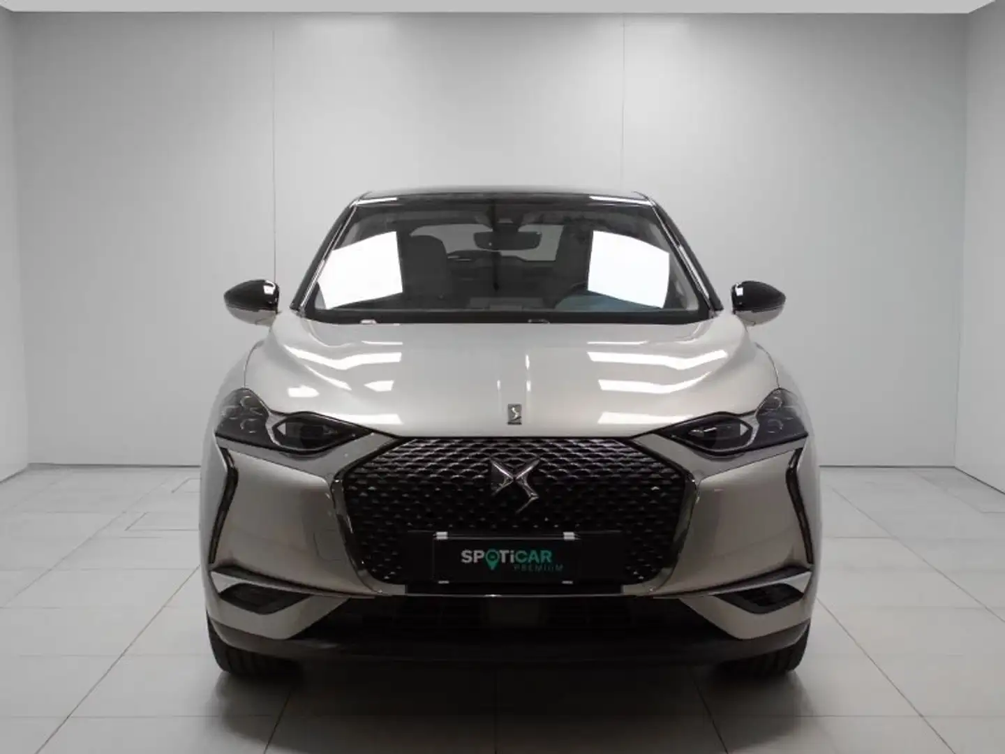 DS Automobiles DS 3 2019 Crossback Crossback 1.5 bluehdi Grand Chic 1 siva - 2