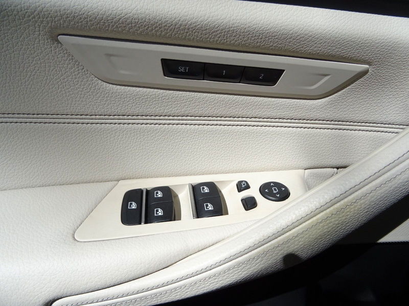 BMW 540 i xDrive Aut Luxury Line Navi LEDer Sitzbelüf — photo 13