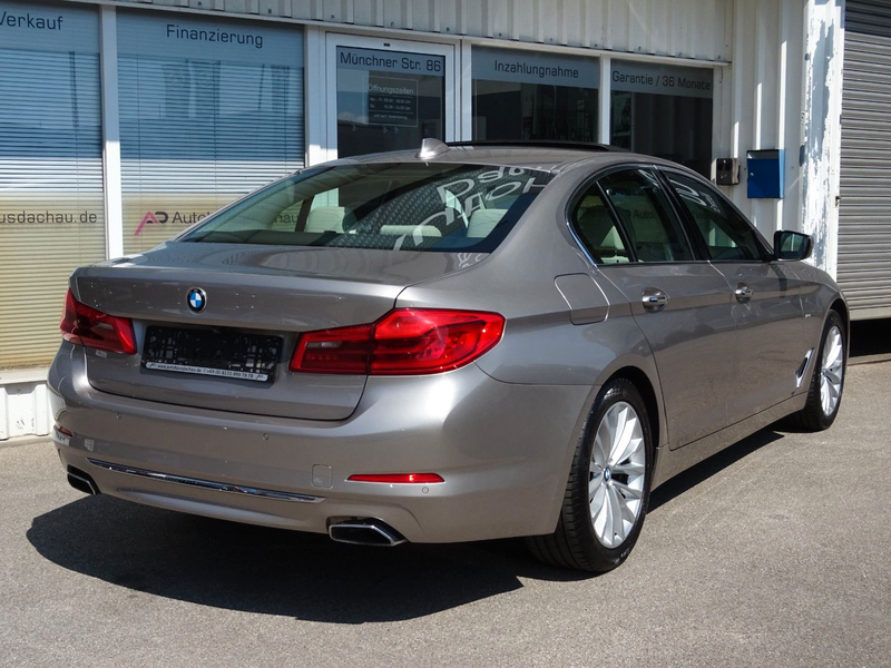 BMW 540 i xDrive Aut Luxury Line Navi LEDer Sitzbelüf — photo 6