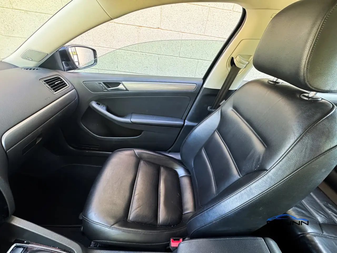 Volkswagen Jetta photo Volkswagen Jetta