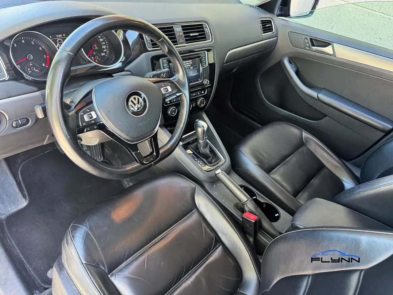 Volkswagen Jetta photo Volkswagen Jetta