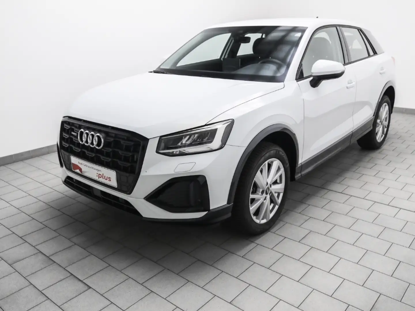 Audi Q2 40 TFSI quattro advanced Leder Navi ACC CarPlay Weiß - 2