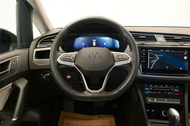 Volkswagen Touran view 25