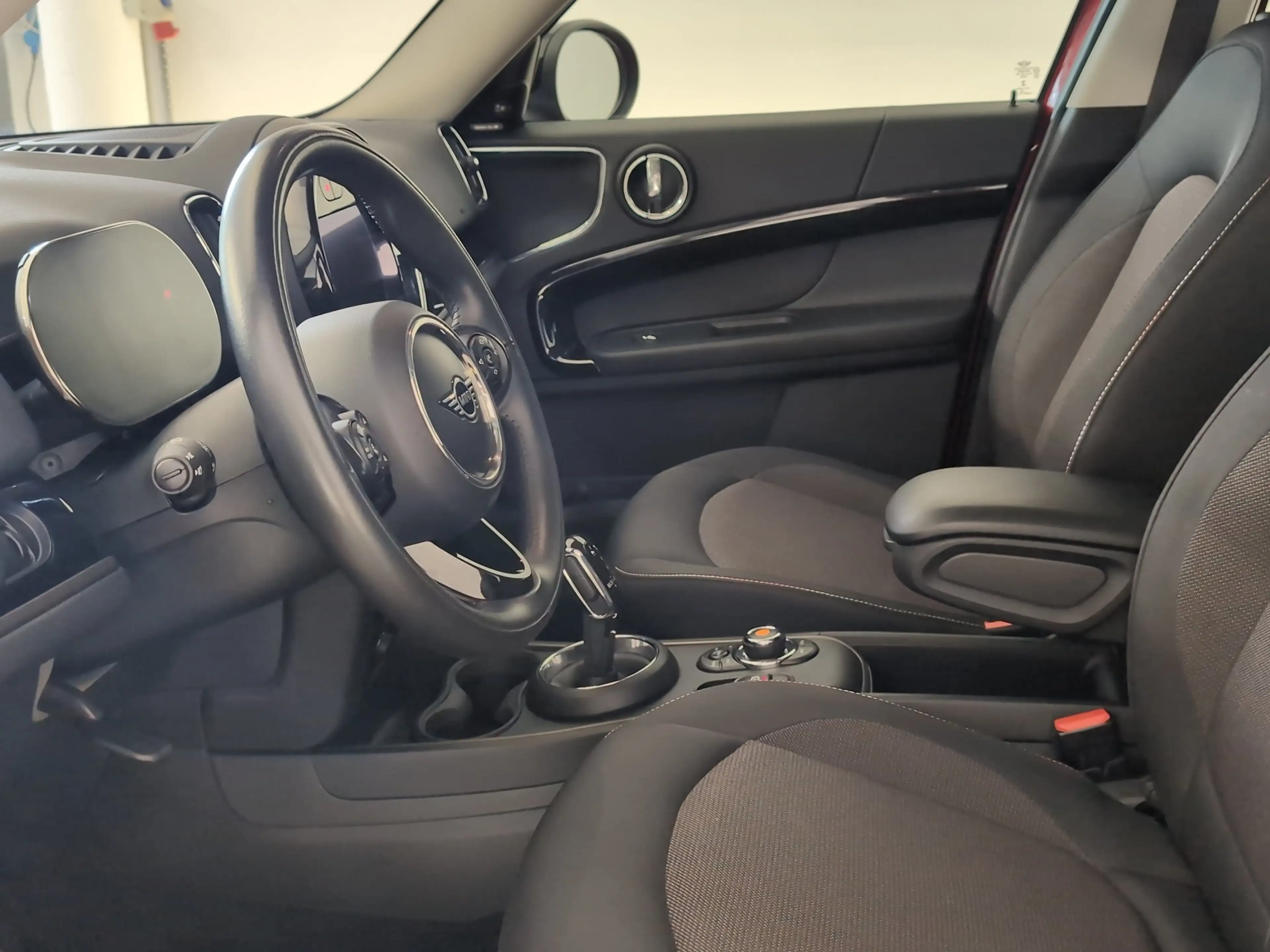 MINI Cooper D Countryman — photo 4