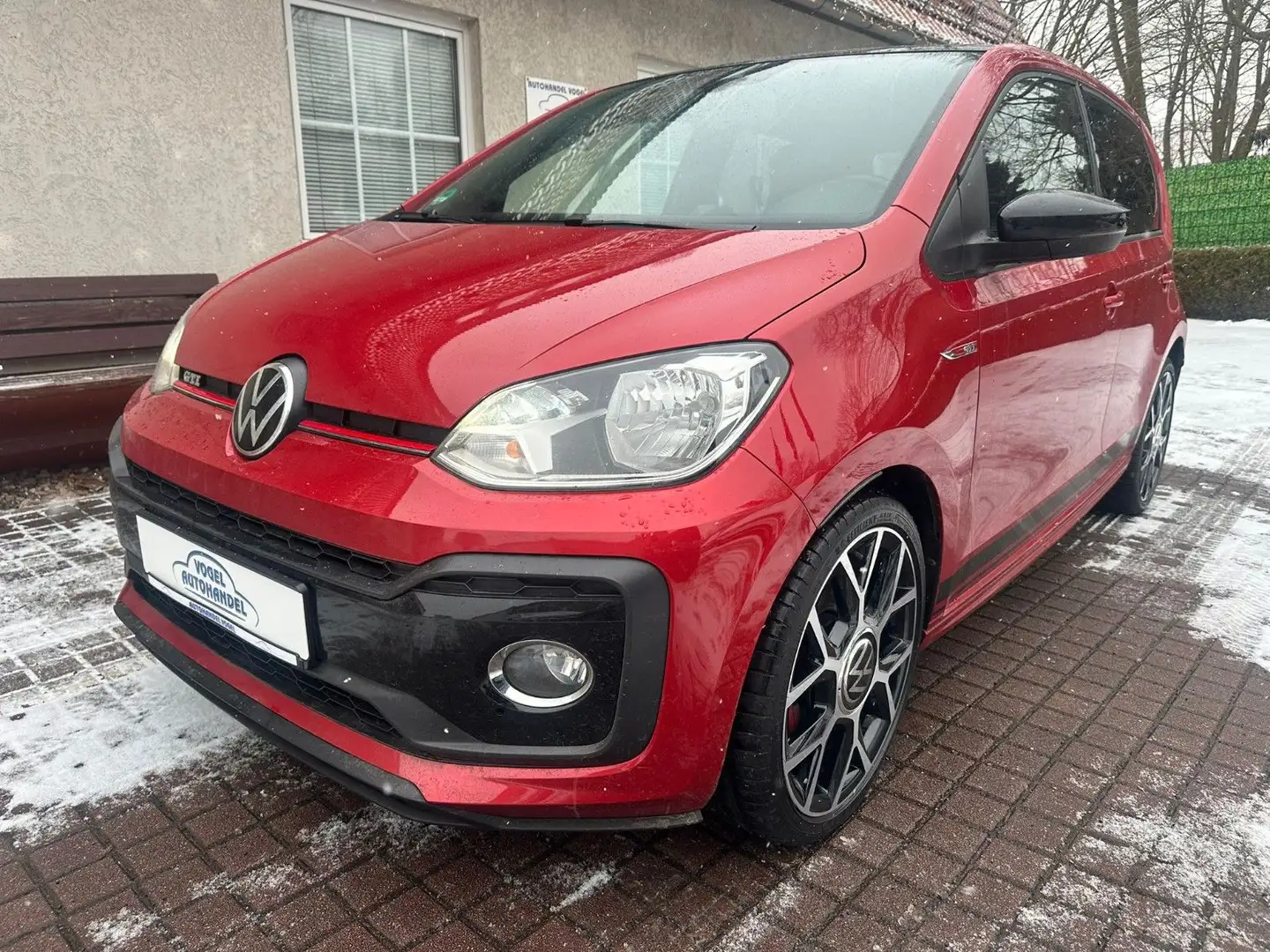 Volkswagen up! GTI*1HAND*SITZHZG*KAMERA*5TÜRIG* Rot - 1