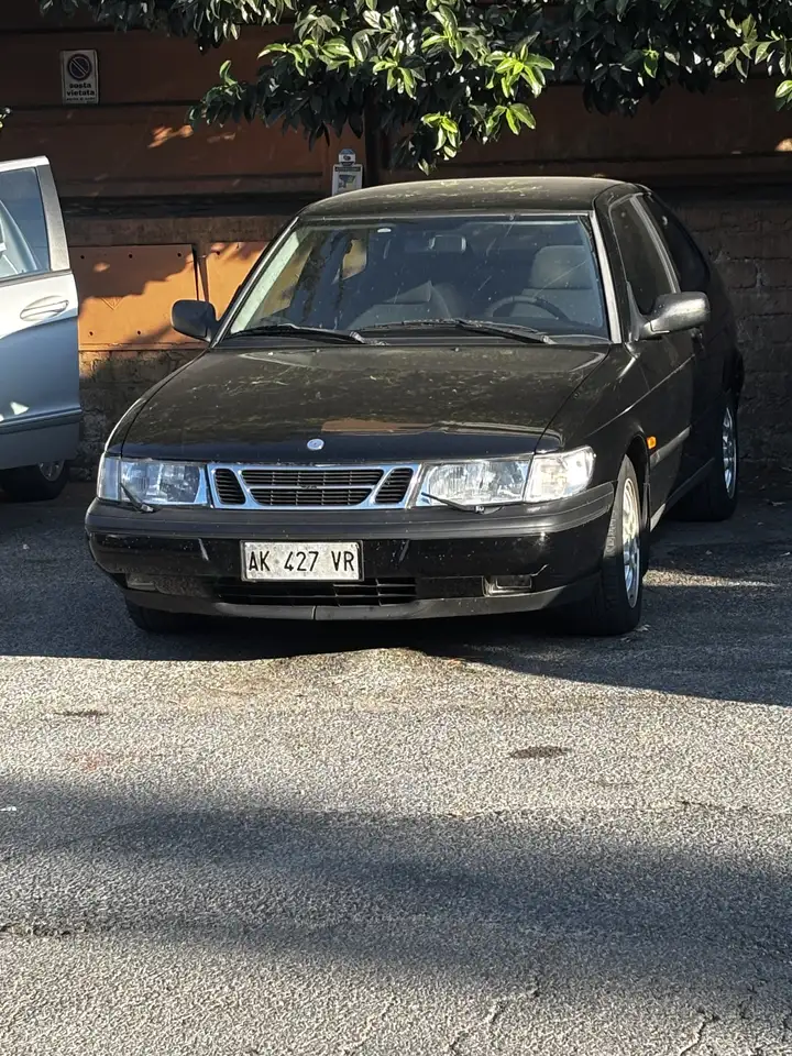 Saab 900 SE Hatchabck 2.0 16v, foto 5