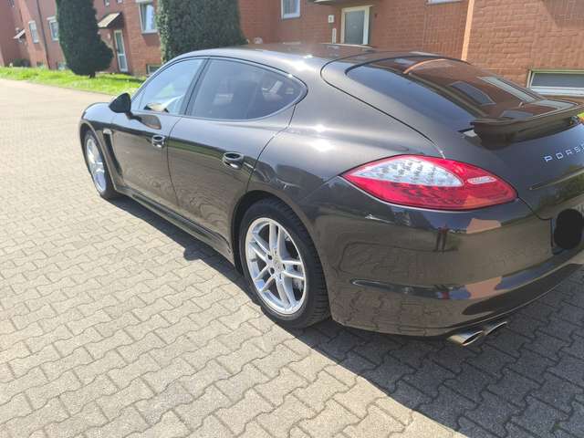 Imagine Porsche Panamera S Hybrid