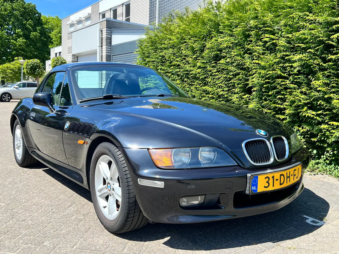 BMW Z3 Roadster 1.9 facelift met hardtop Zwart - 2