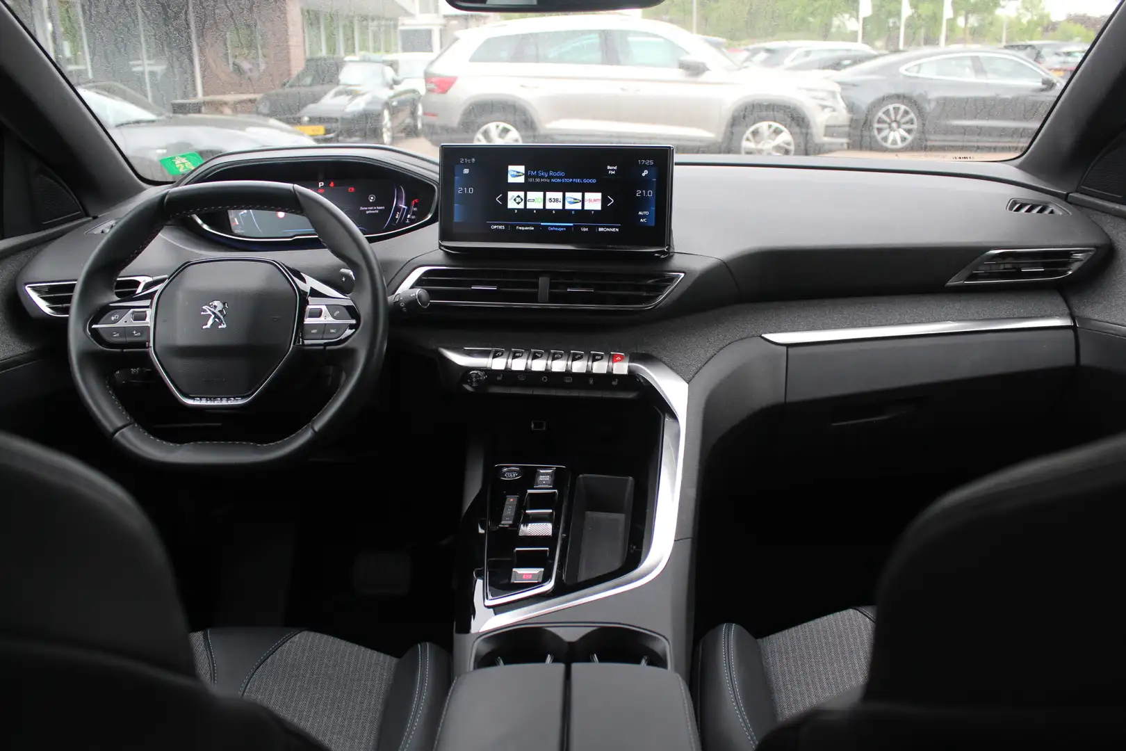 Peugeot 5008 1.2 Hybrid Allure Pack Business 7p. / Camera / Hal Grey - 2