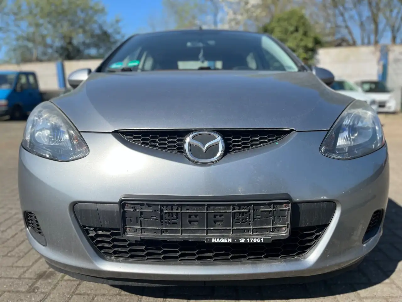 Mazda 2