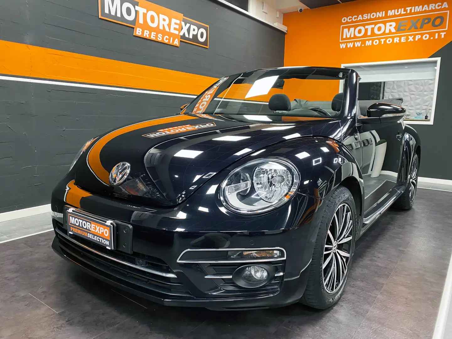 Volkswagen Maggiolino Cabrio 1.2 TSi 105cv Sound Edition Neopatentati Fekete - 1