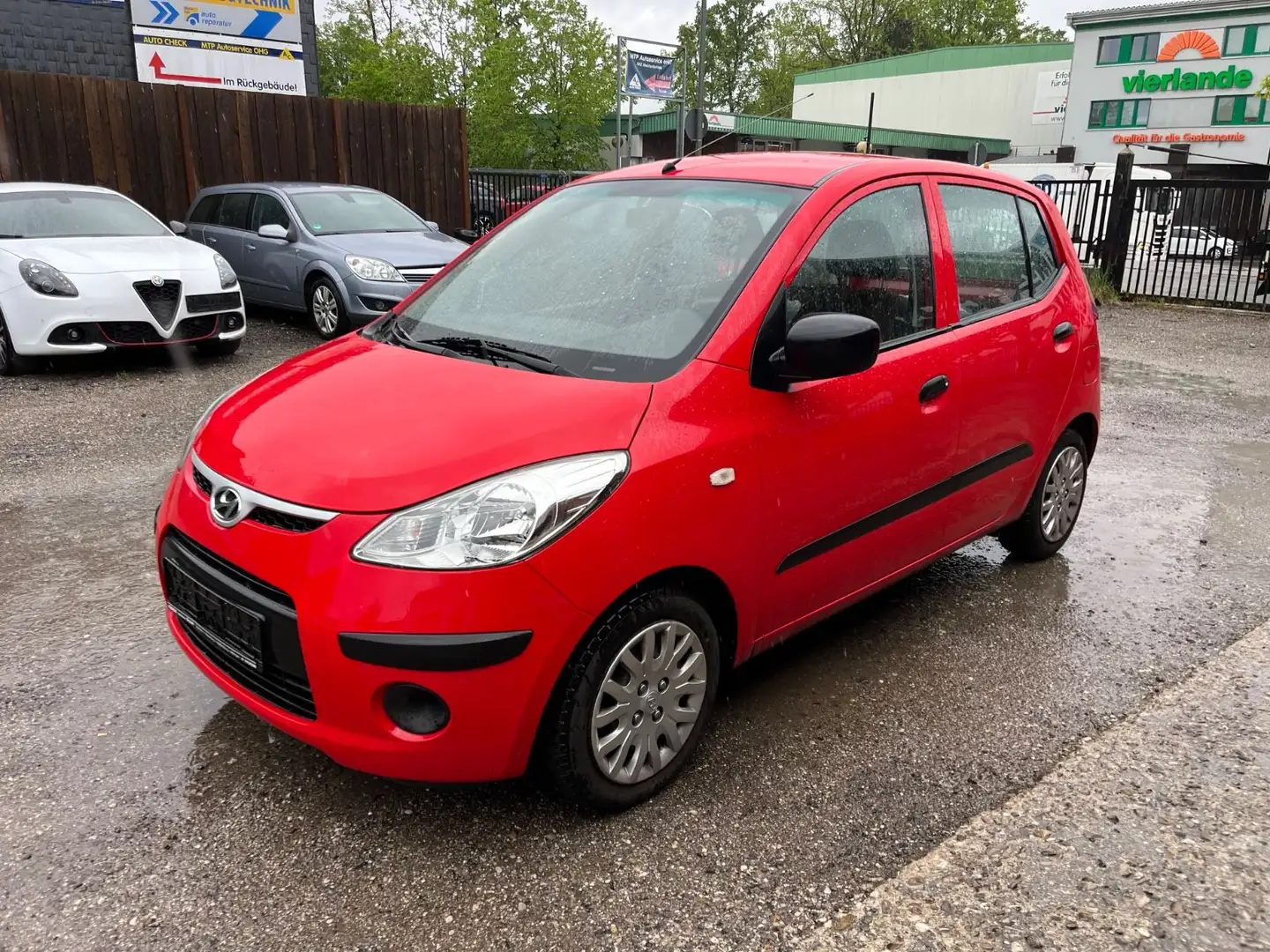 Hyundai i10 1.1 Style , Klima , Tüv NEU . org. 96000 KM Rot - 2