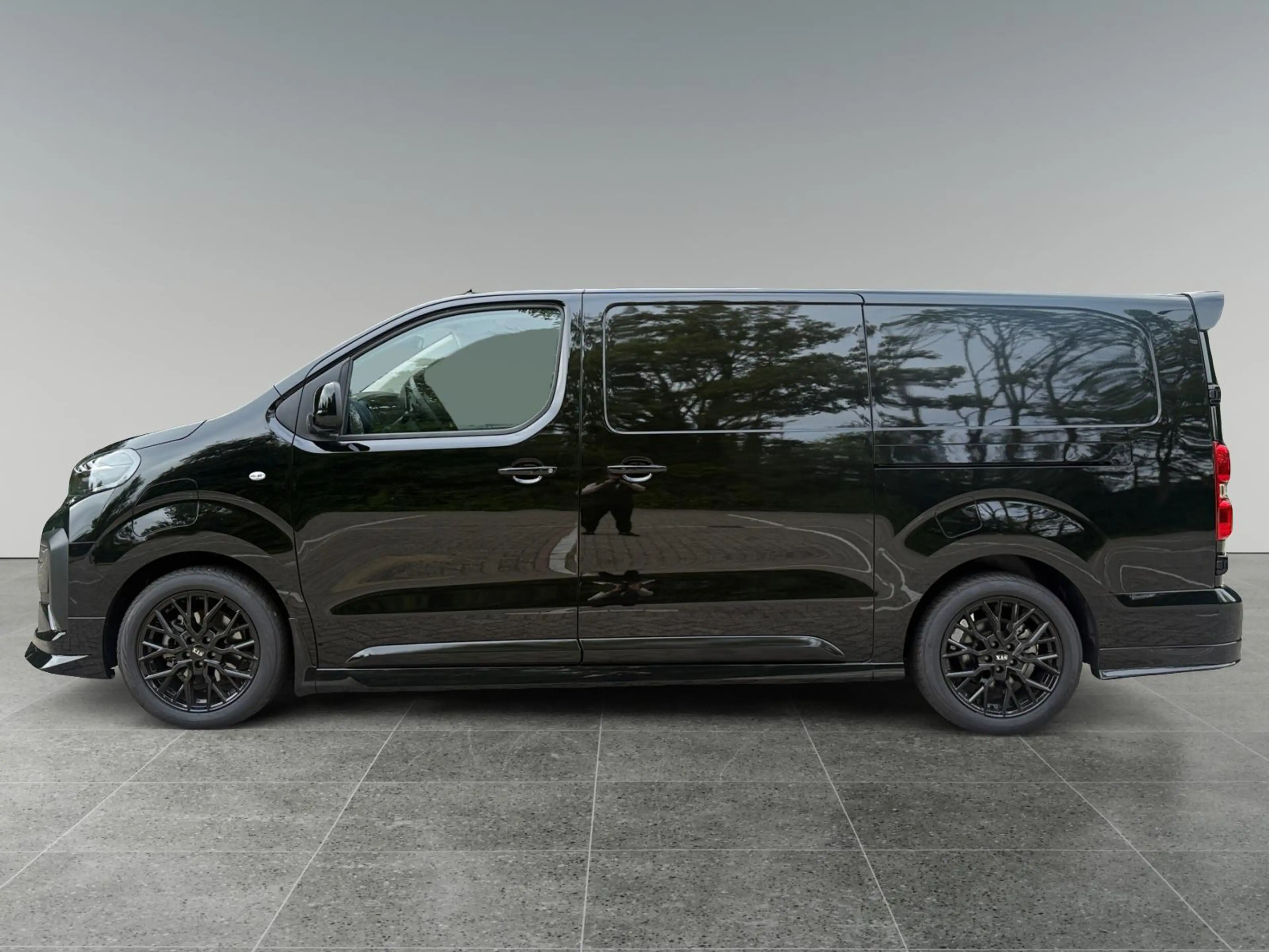 Peugeot e-Expert EV L3 75kWh 136pk STX SPORT | Lederen bekleding ST — photo 8