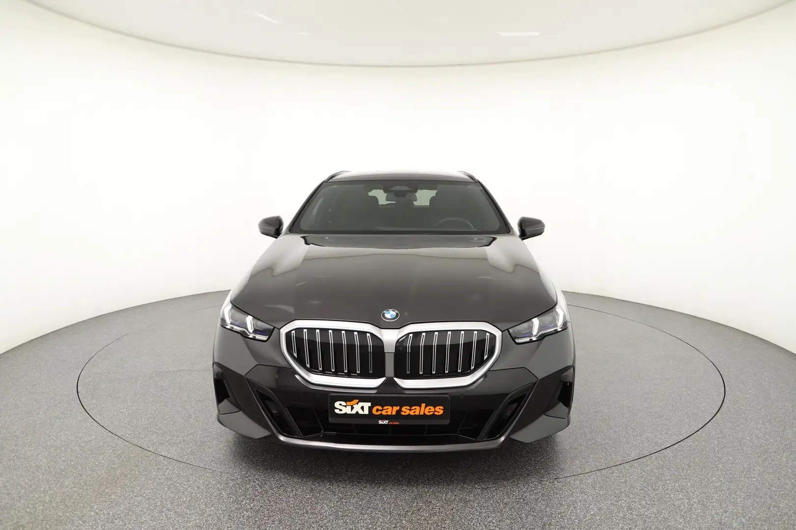 BMW 520 d xDr. M Sport ACC|Lüft|Pan|PA+360|harman|AHK Grau - 2