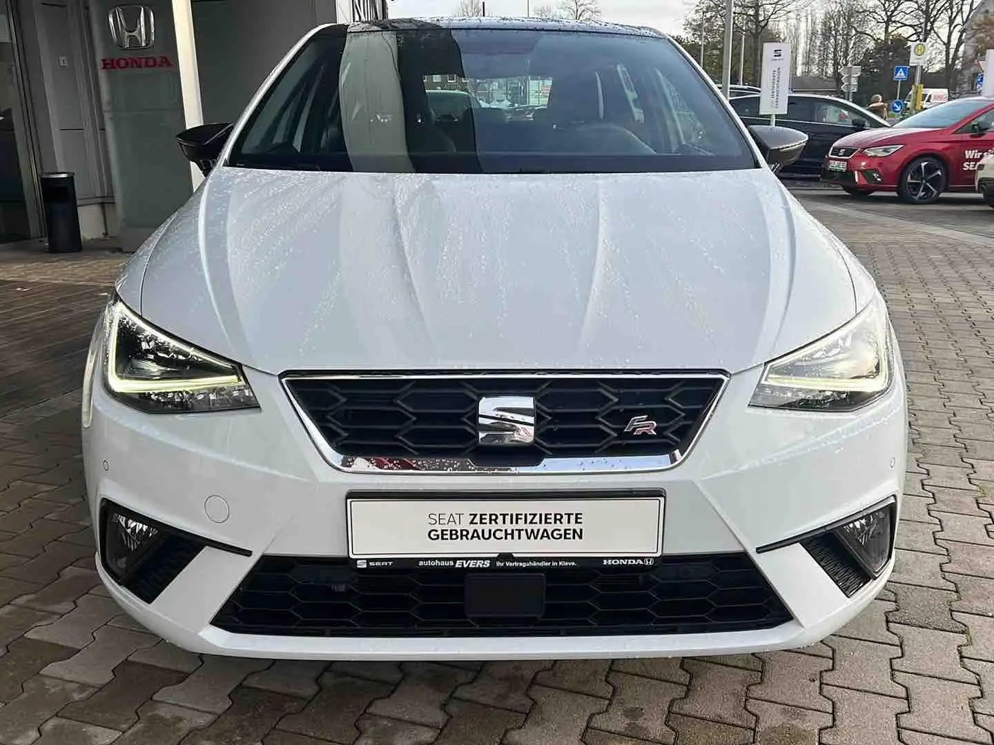 SEAT Ibiza 1.0 TSI CARBON EDITION LED Navi Kamera 18" Weiß - 2