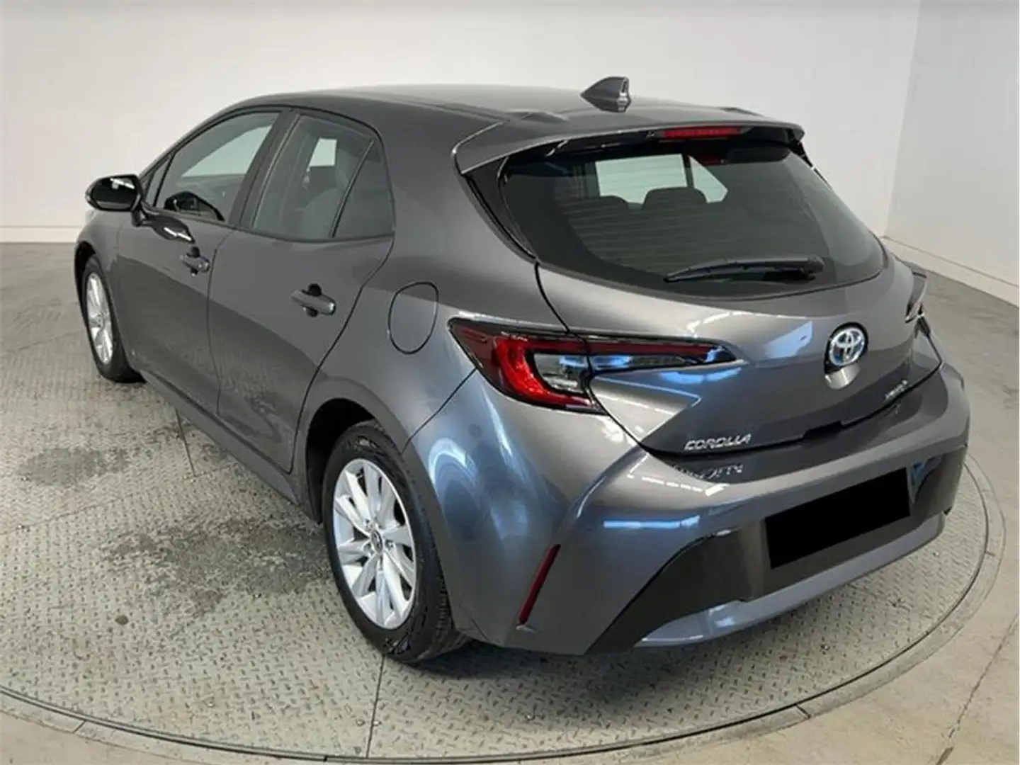 Toyota Corolla 140H Active Plus - 2