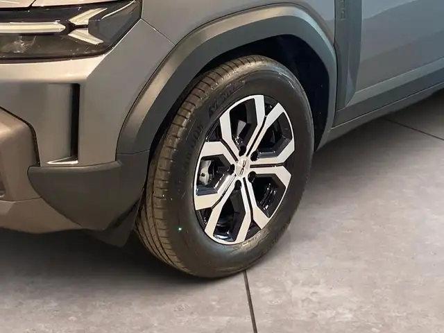 Dacia Duster view 15