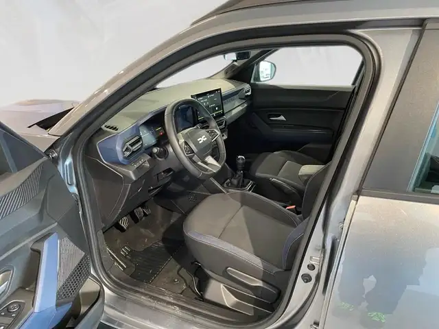 Dacia Duster view 7