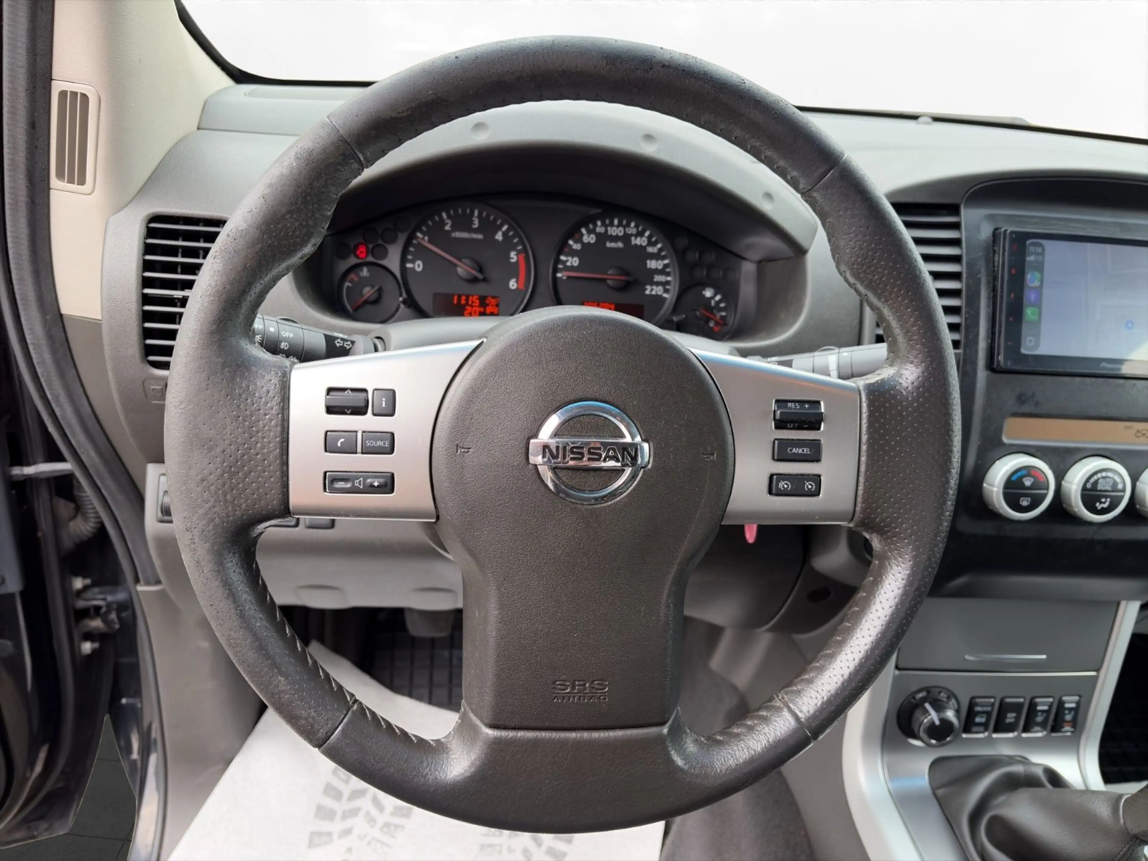 Nissan Navara Pickup King Cab SE 4X4 Tüv/Inspektion Neu — photo 9