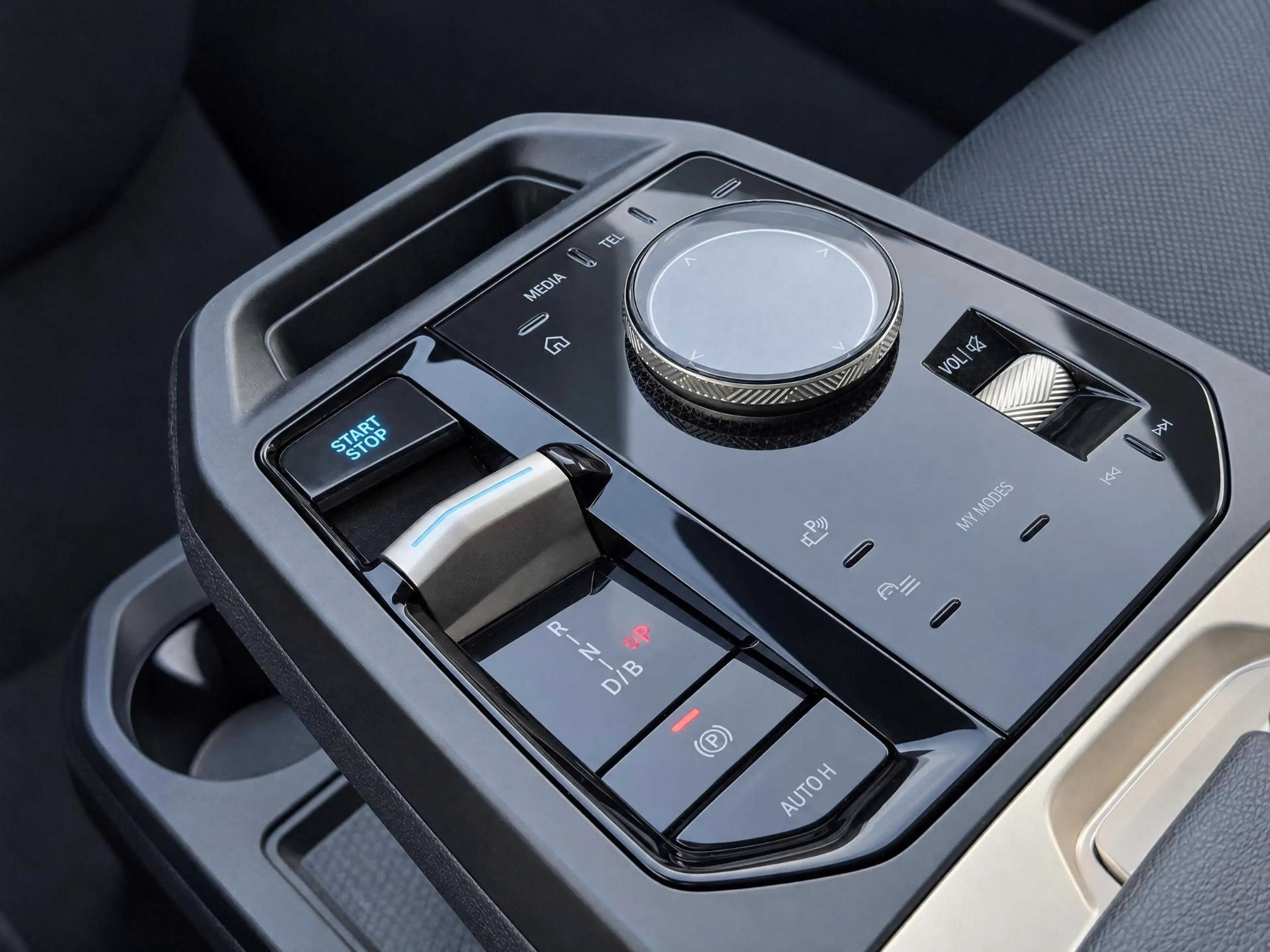 BMW iX xDrive40 Executive 77 kWh | SoH 100% | Incl. 12 ma — photo 14