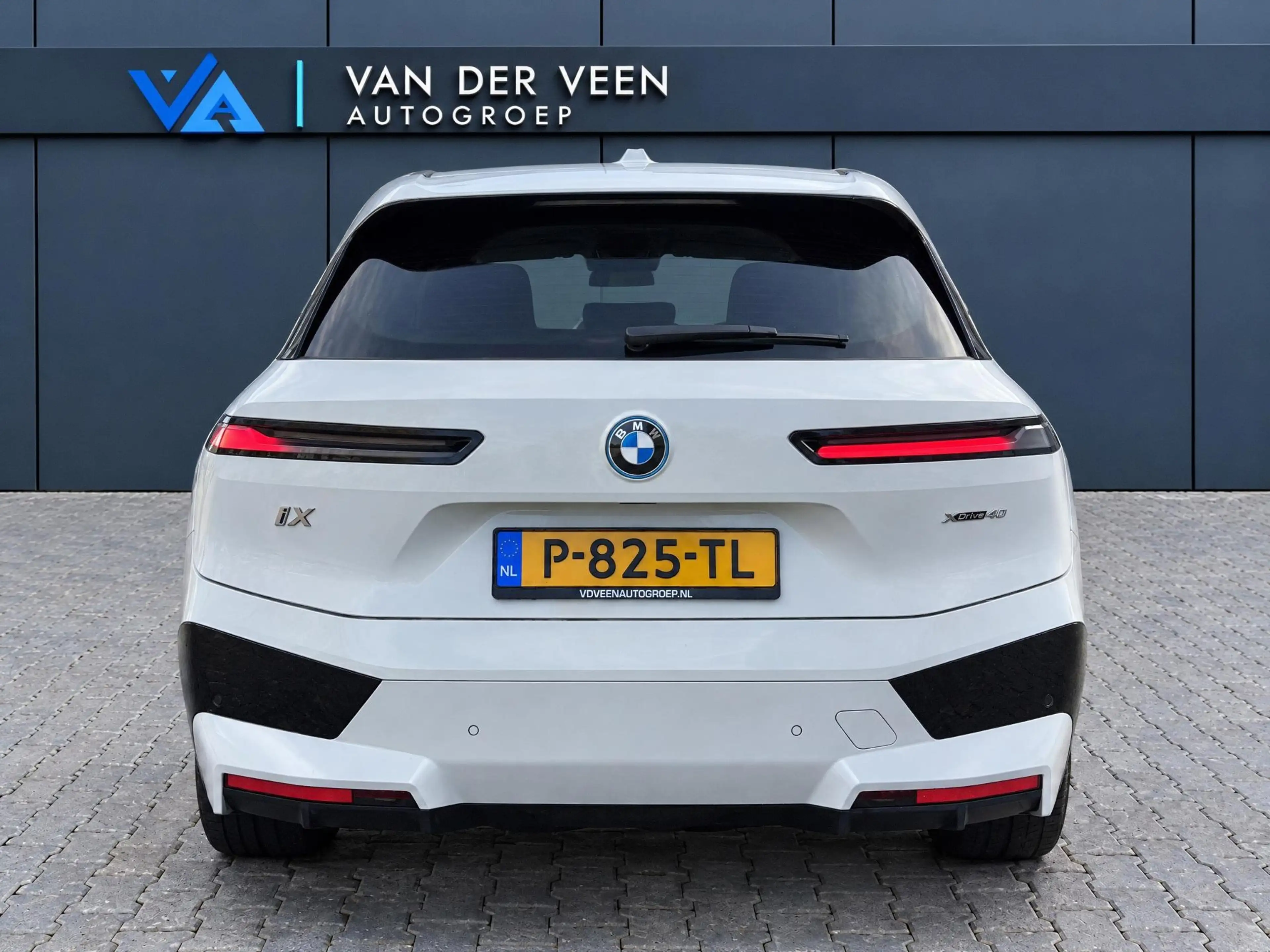 BMW iX xDrive40 Executive 77 kWh | SoH 100% | Incl. 12 ma — photo 8