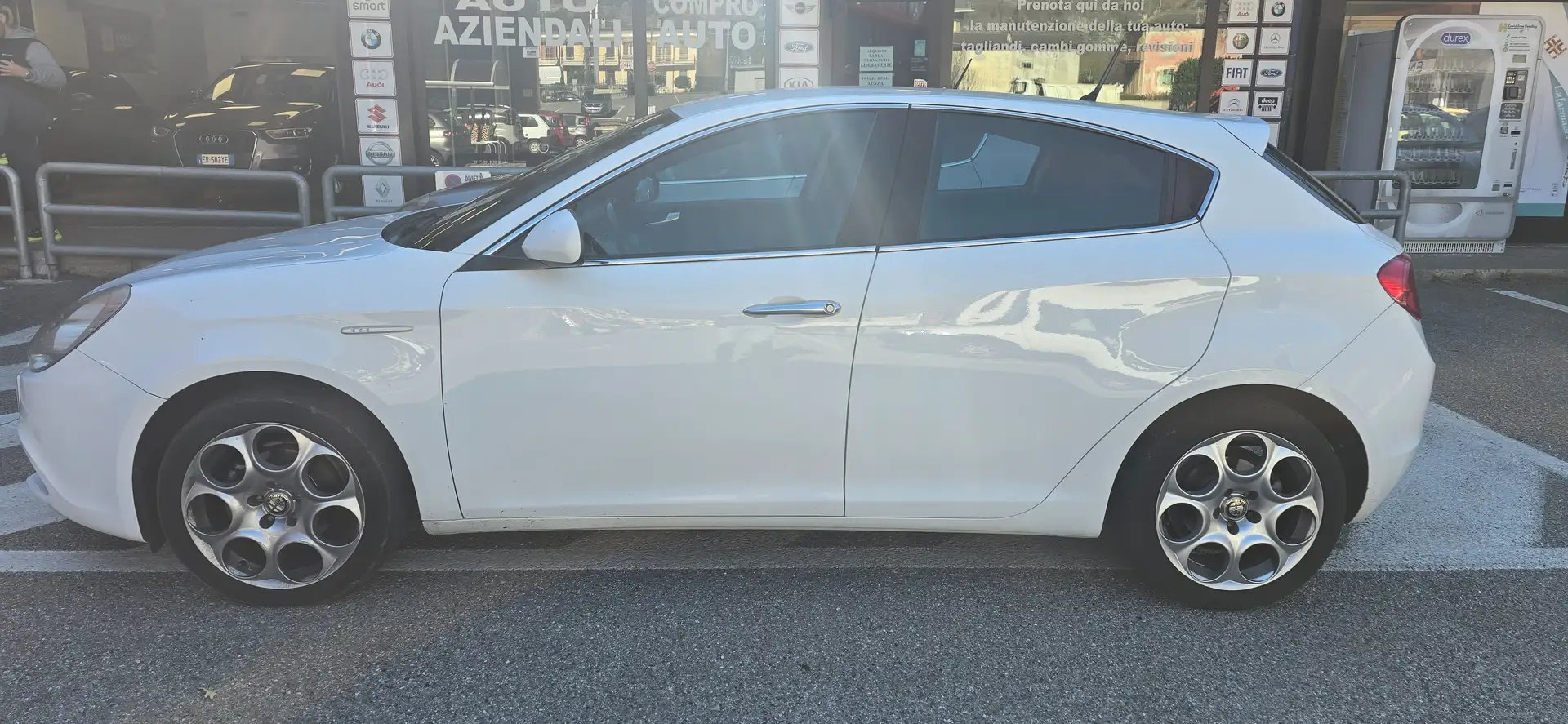 Alfa Romeo Giulietta 1.4 t GPL Distinctive 120cv apple carplay/android Bianco - 2