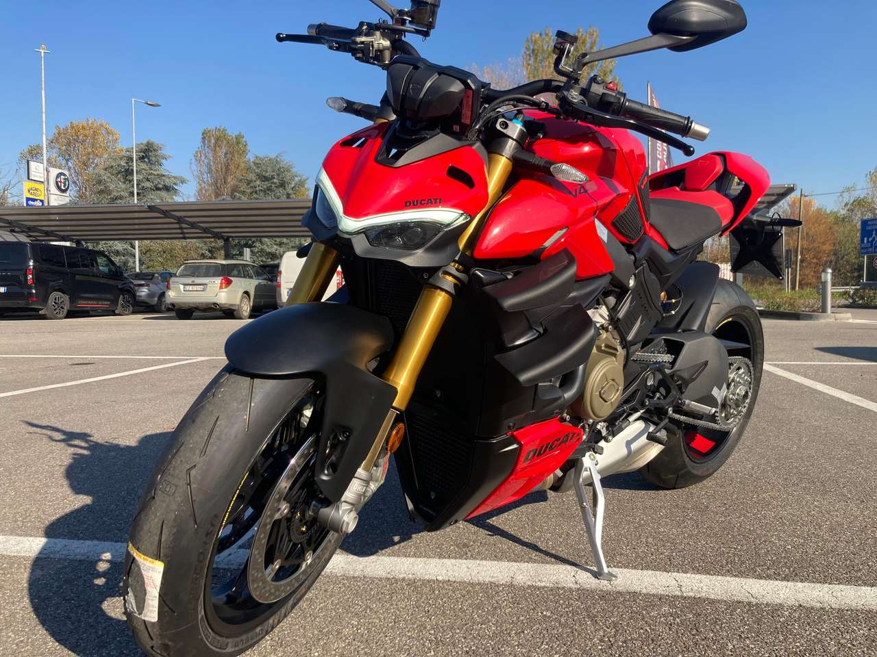 Ducati Streetfighter v4s 2023