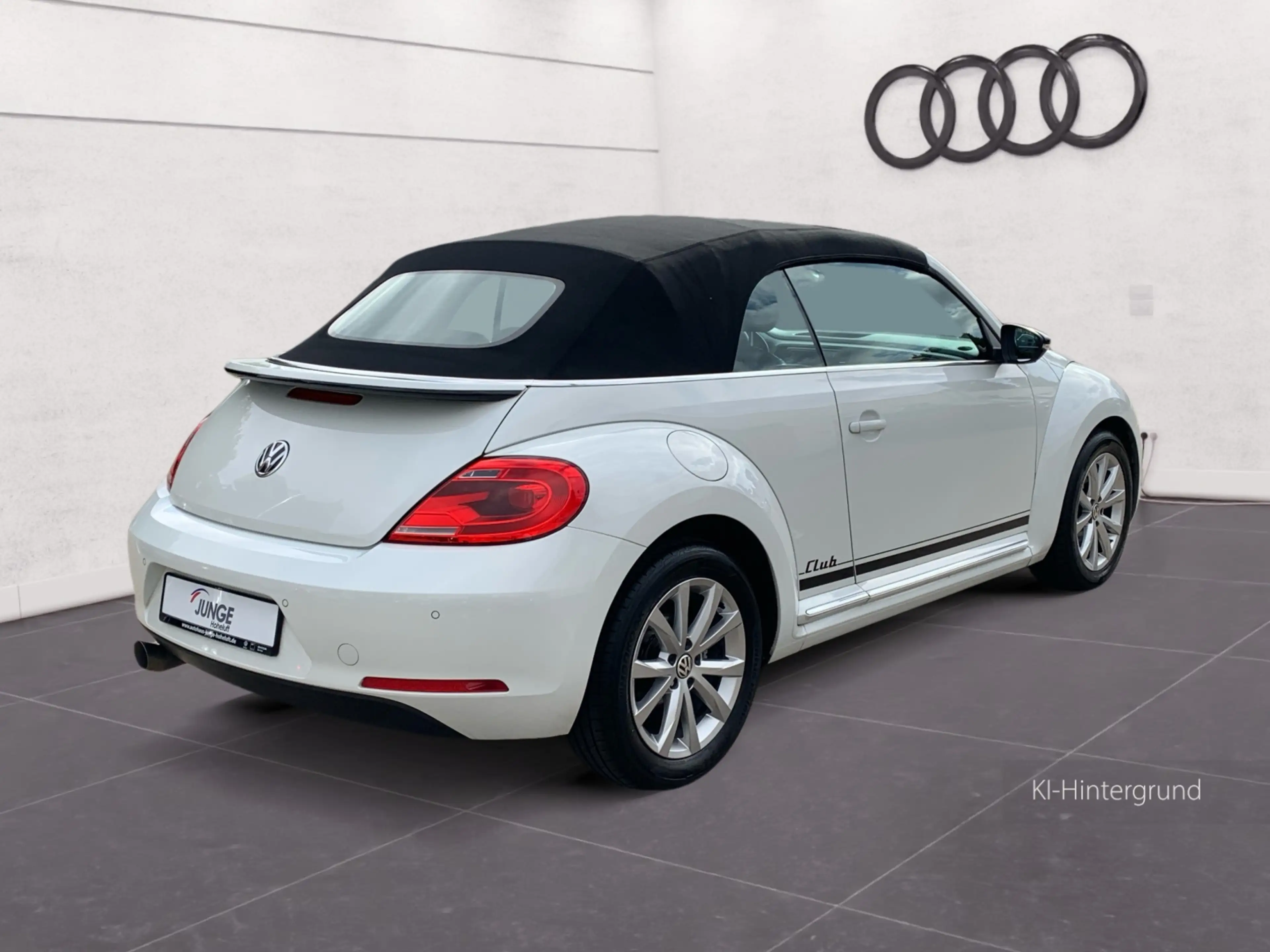 Volkswagen Beetle Cabrio. Club 2.0 TDI DSG NAV PDC 17" GRA SHZ — photo 9