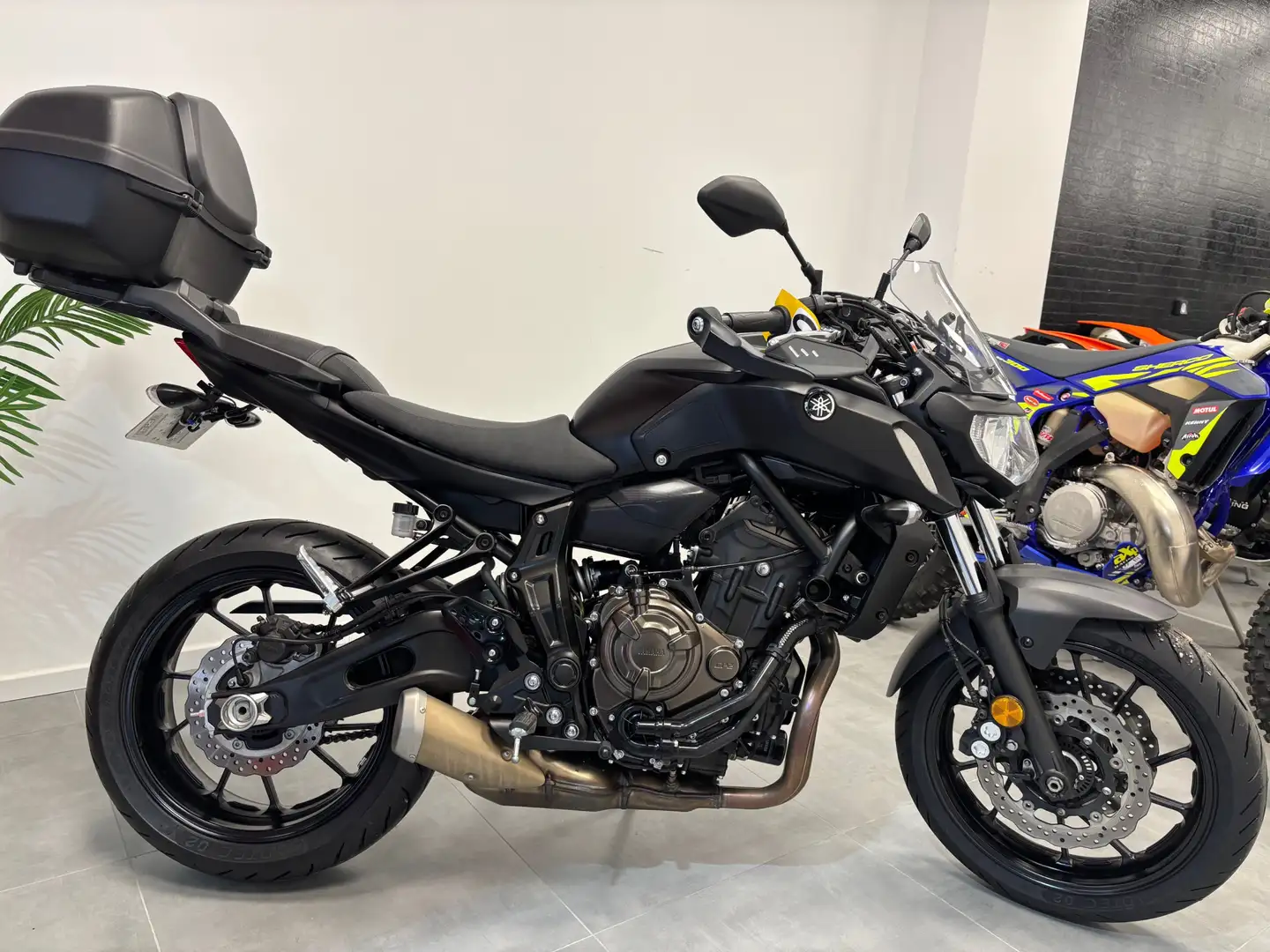 Yamaha MT-07 Noir - 2