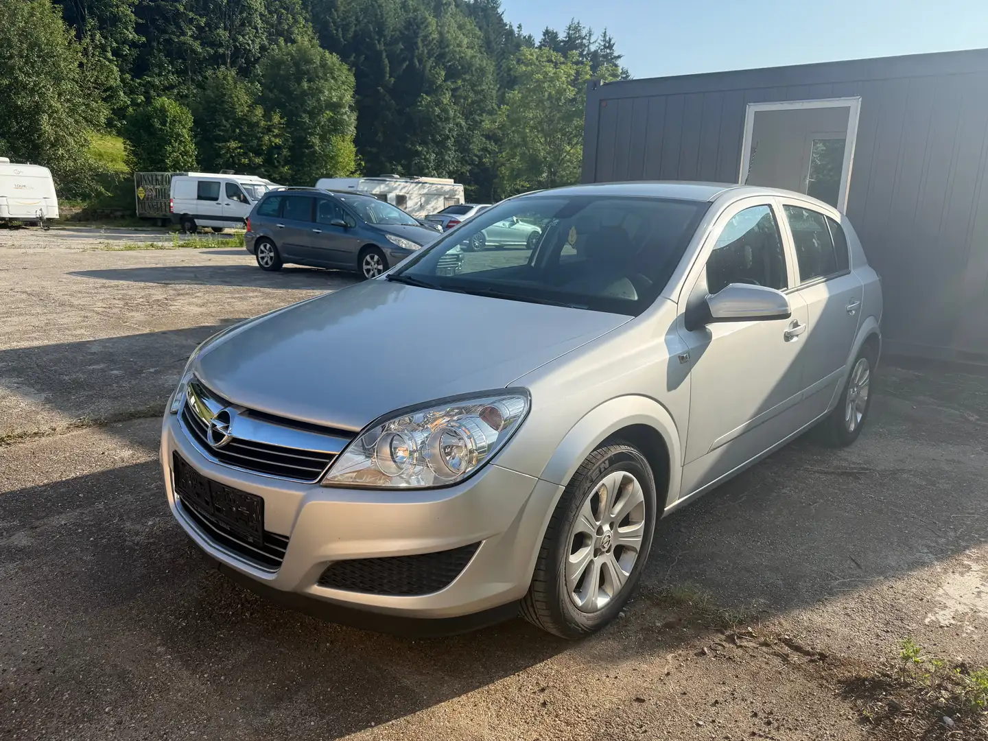 Opel Astra Gris - 1