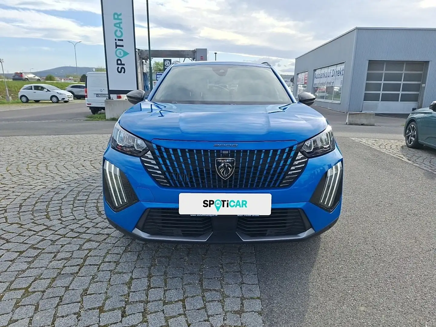 Peugeot 2008 PureTech 100 S&S Allure 6-Gang-Manuell Blau - 2