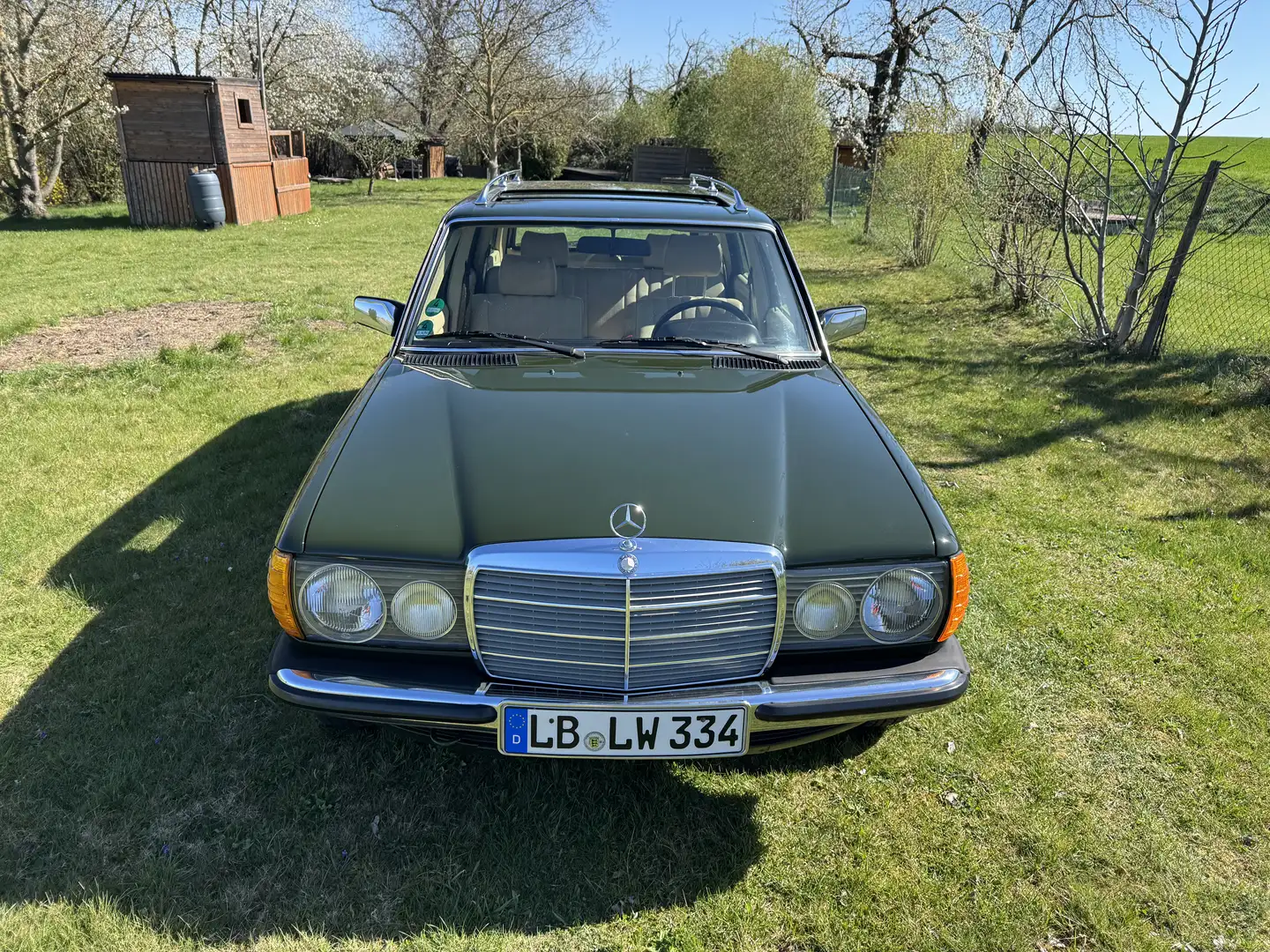 Mercedes-Benz E 230 kombi Groen - 1