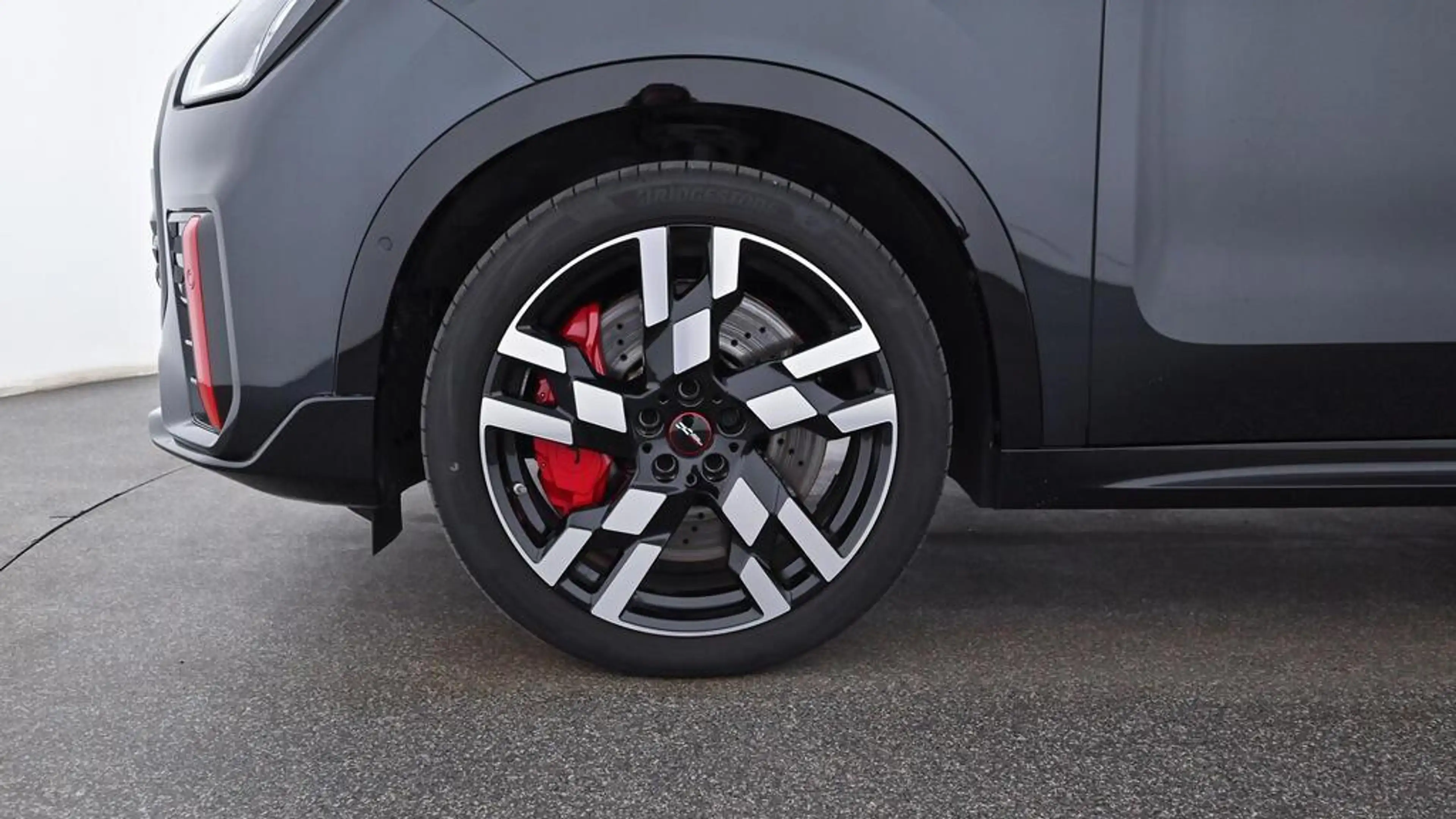 MINI JCW Countryman All4 John Cooper Works Trim — photo 12