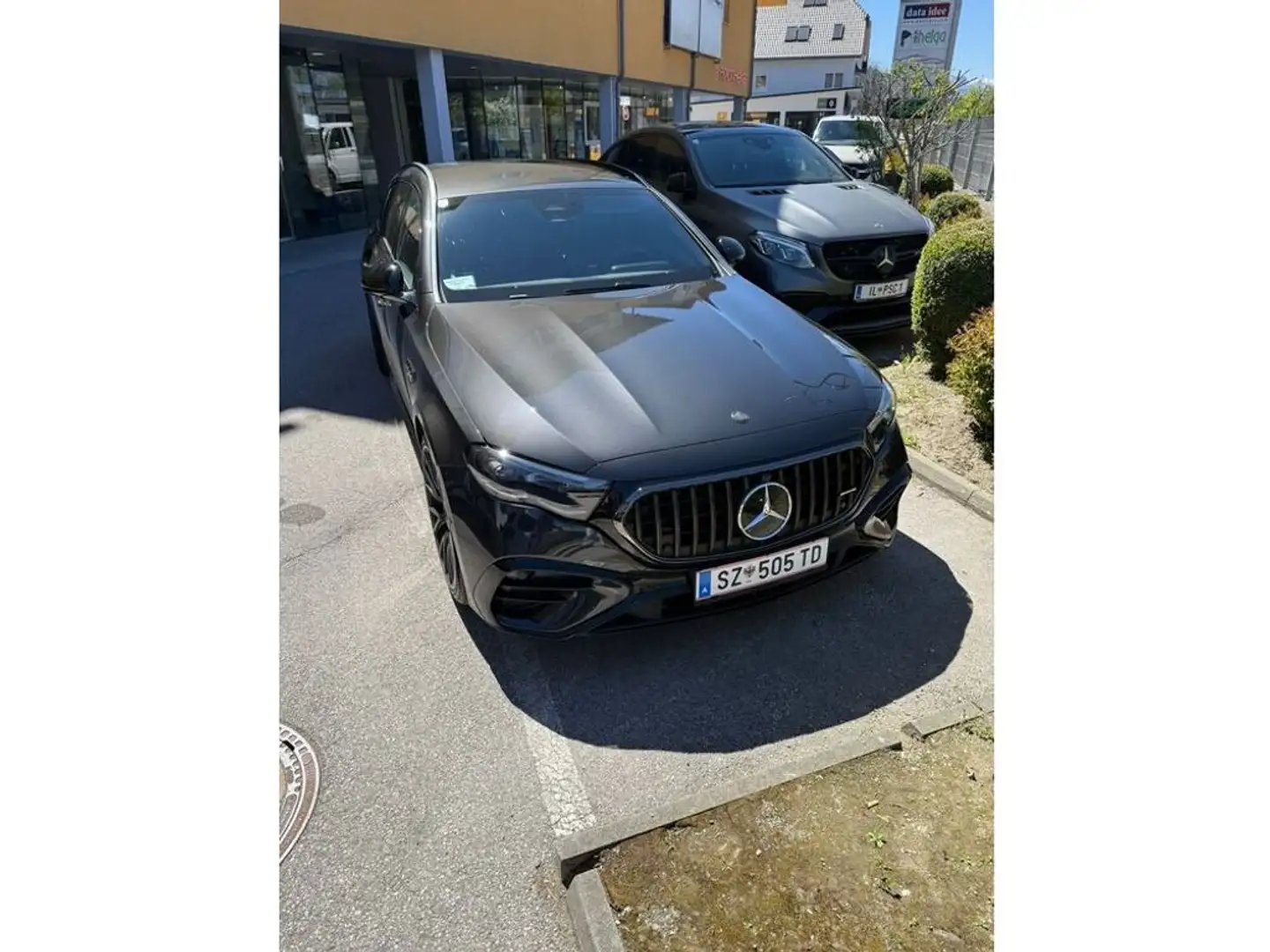 Mercedes-Benz Sonstige AMG E 53 Hybrid 4Matic+ Premium (214.263) Grau - 1