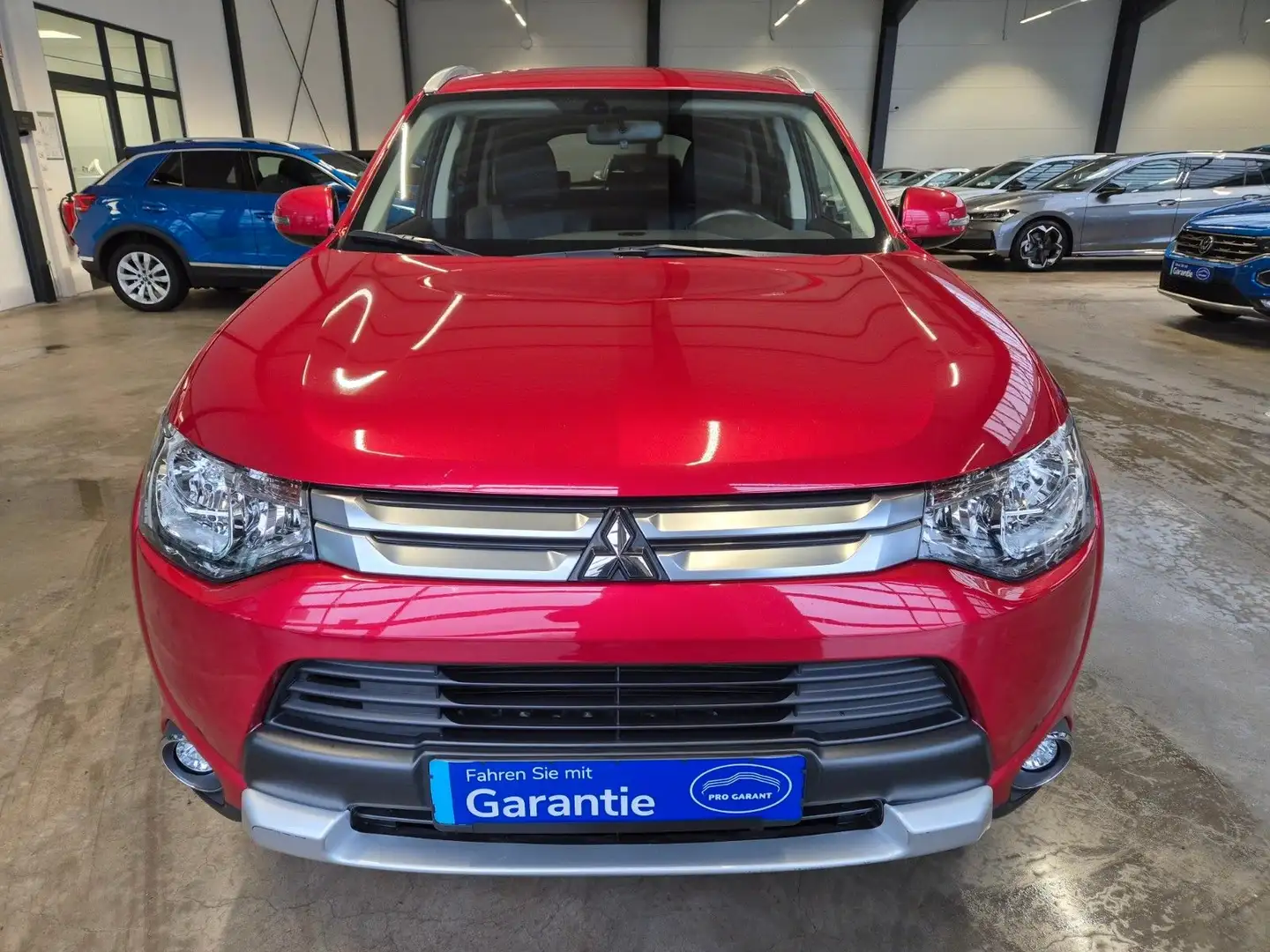 Mitsubishi Outlander OUTLANDER KOLLEKTION+ 4WD LEDER SHZ CAM AHK Rot - 2