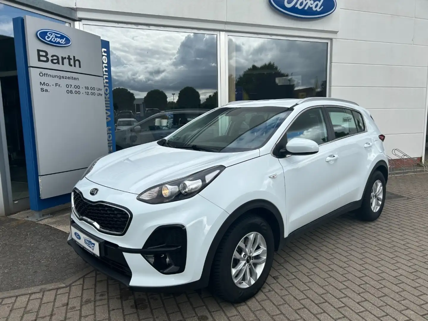 Kia Sportage 1.6 CRDi Edition 7 Matrix 4xSHZ LM PDC Weiß - 2
