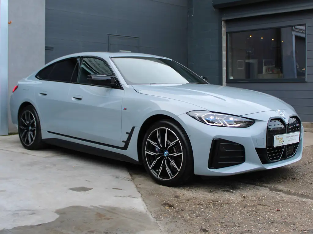BMW i4