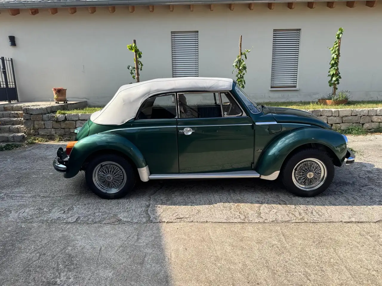 Volkswagen Käfer 1303 LS Cabriolet, foto 1