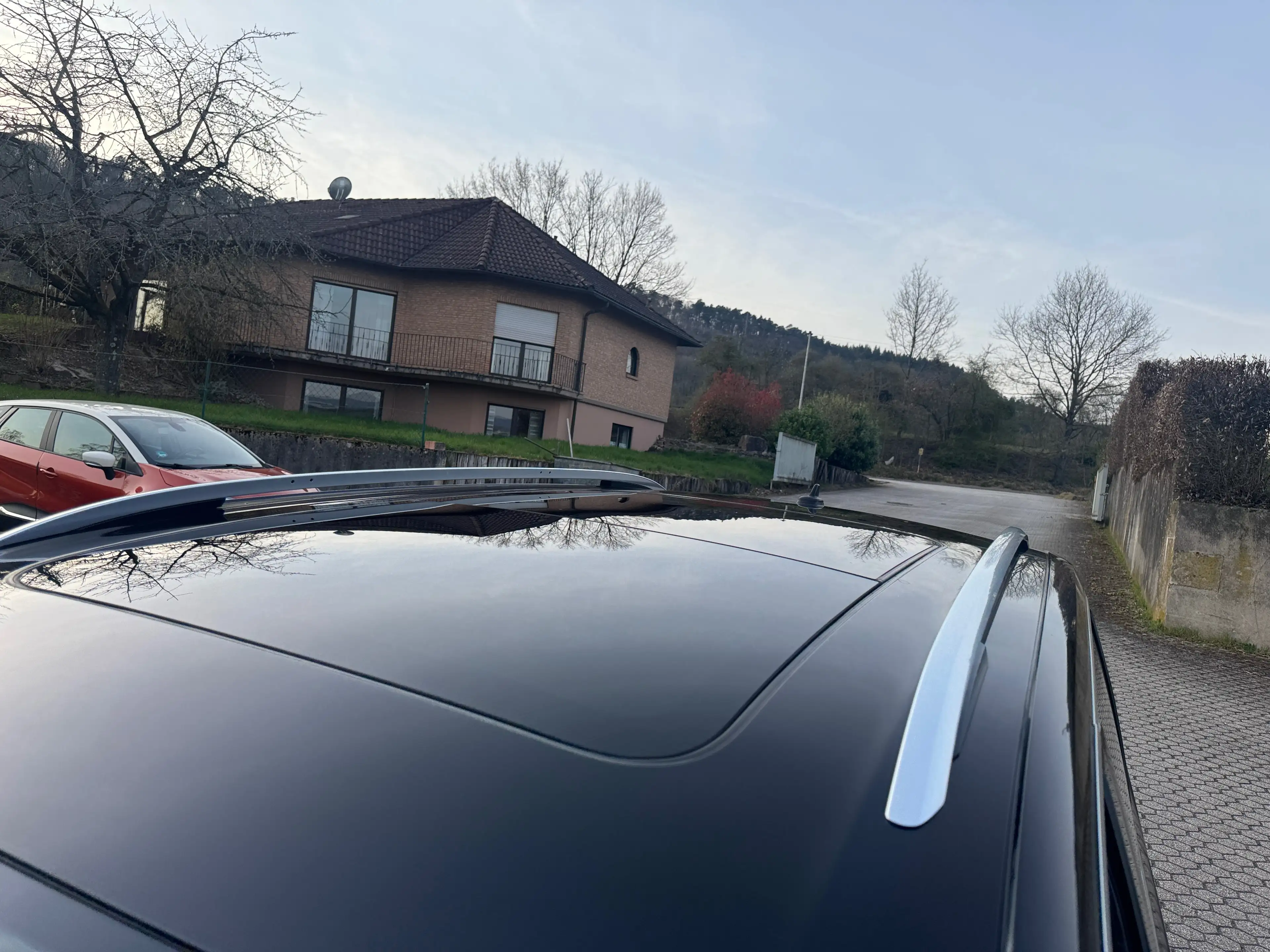 Volkswagen Sharan Highline BMT — photo 11
