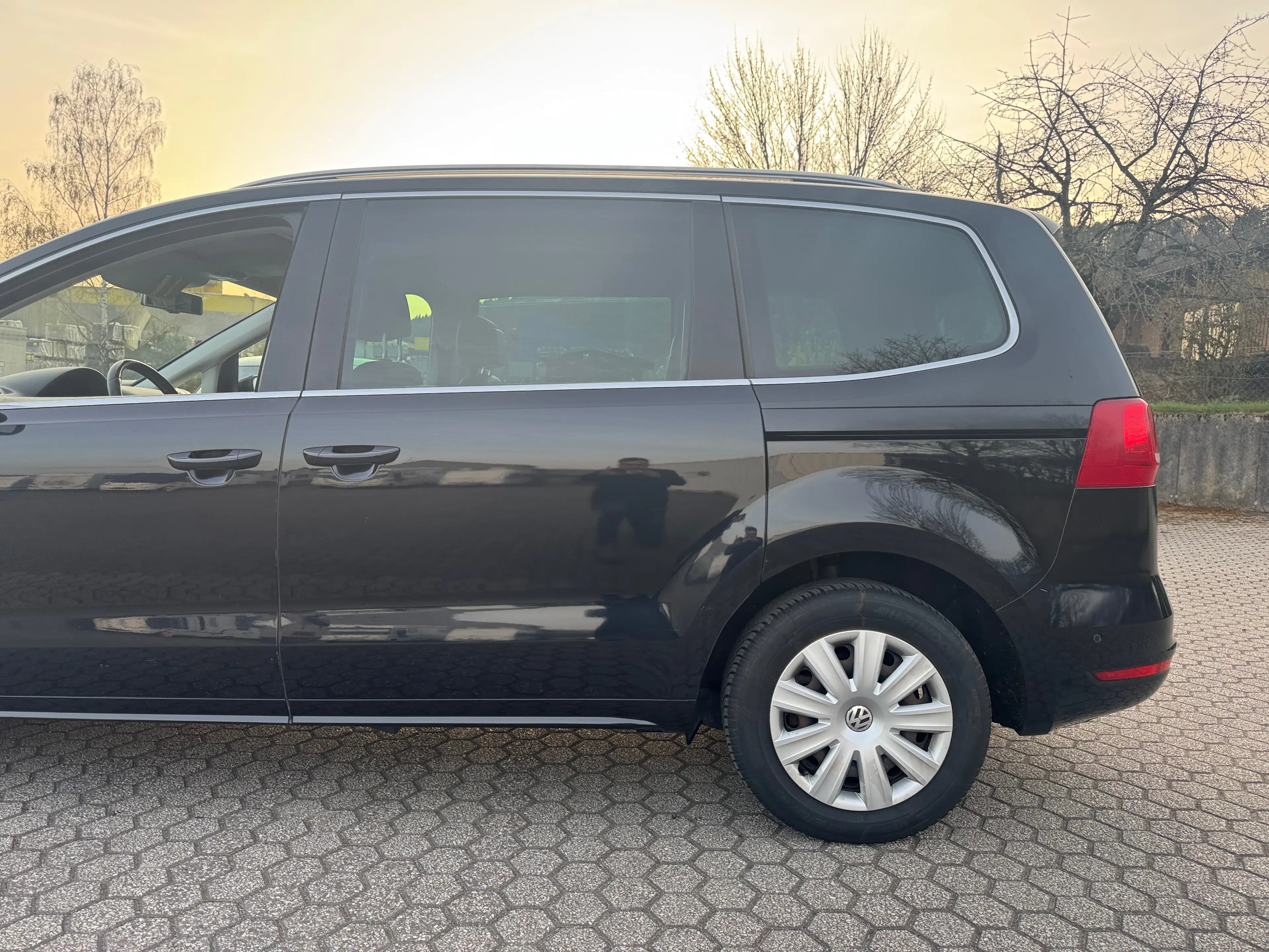 Volkswagen Sharan Highline BMT — photo 5