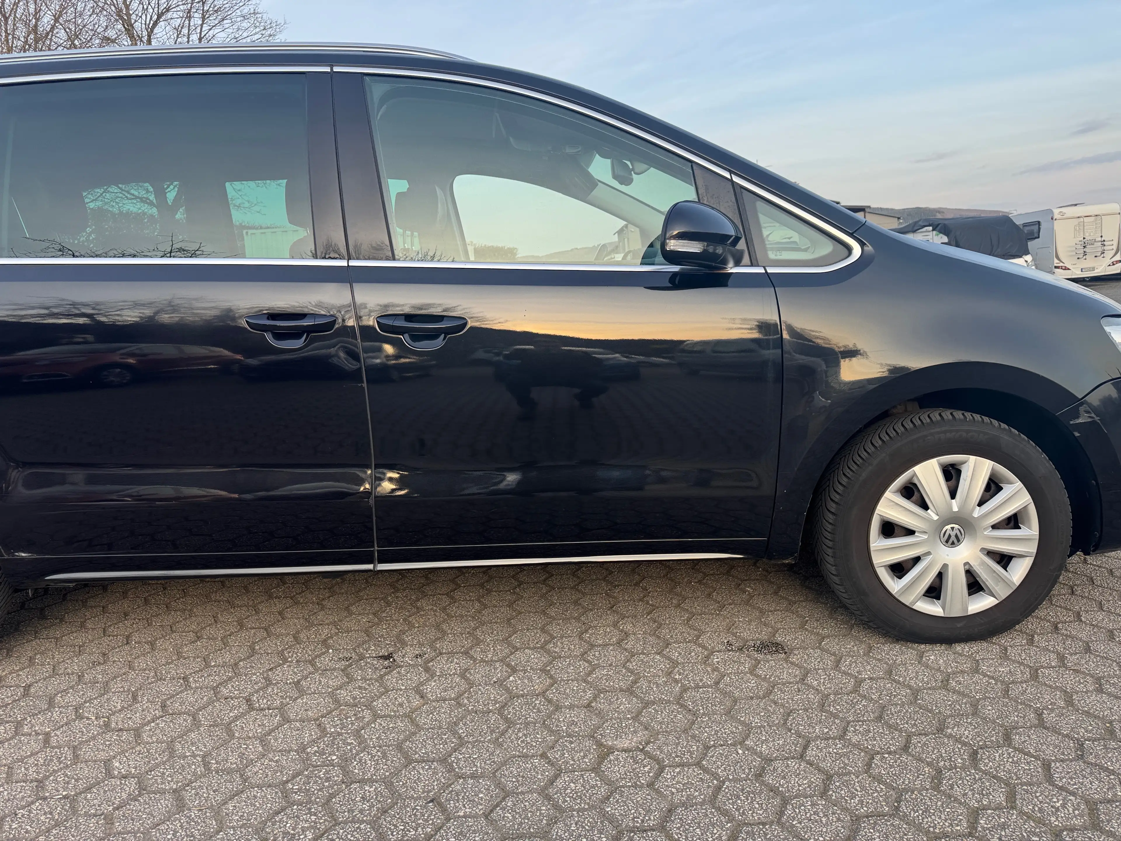 Volkswagen Sharan Highline BMT — photo 7