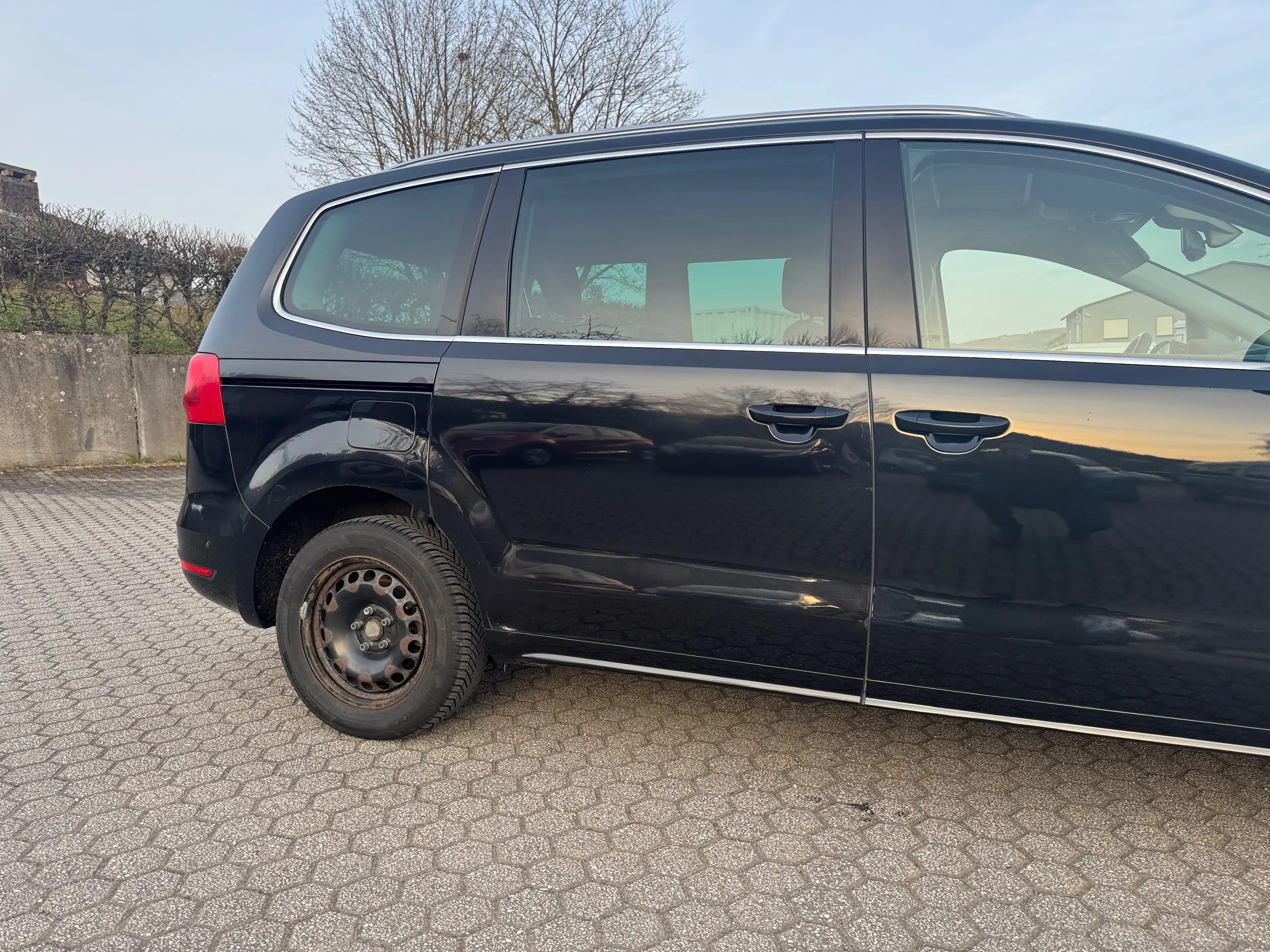 Volkswagen Sharan Highline BMT — photo 8